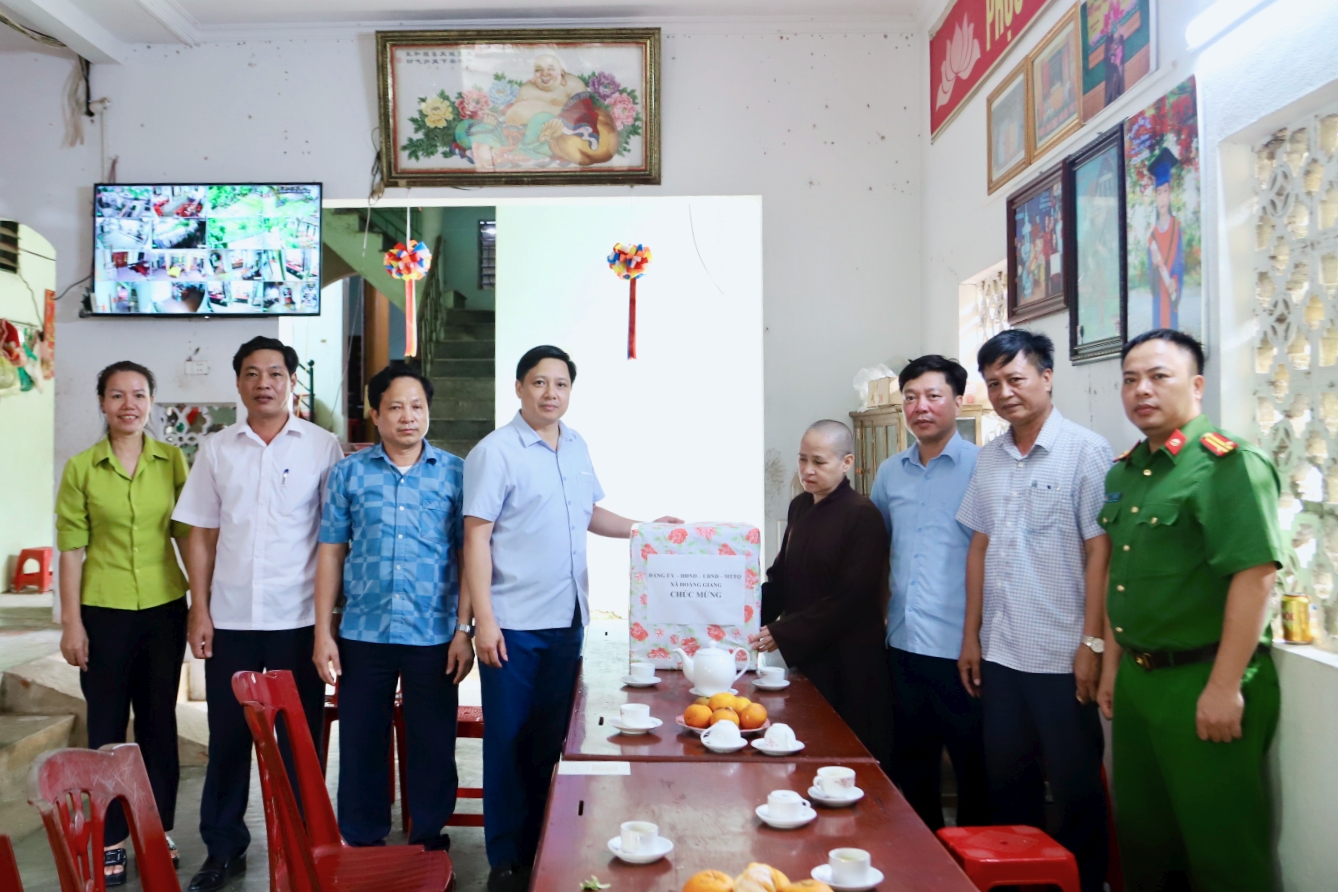 Anh-tin-bai
