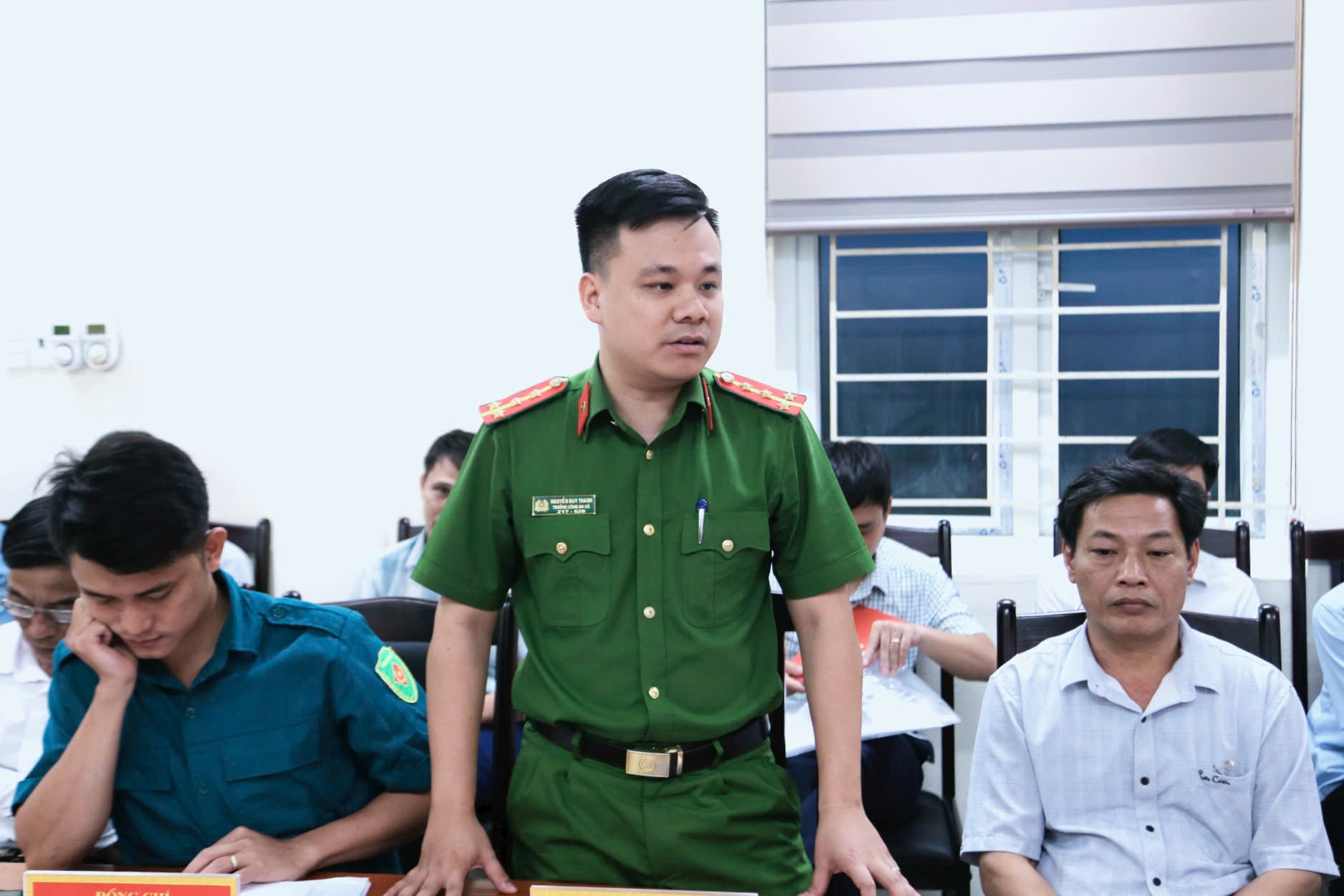 Anh-tin-bai