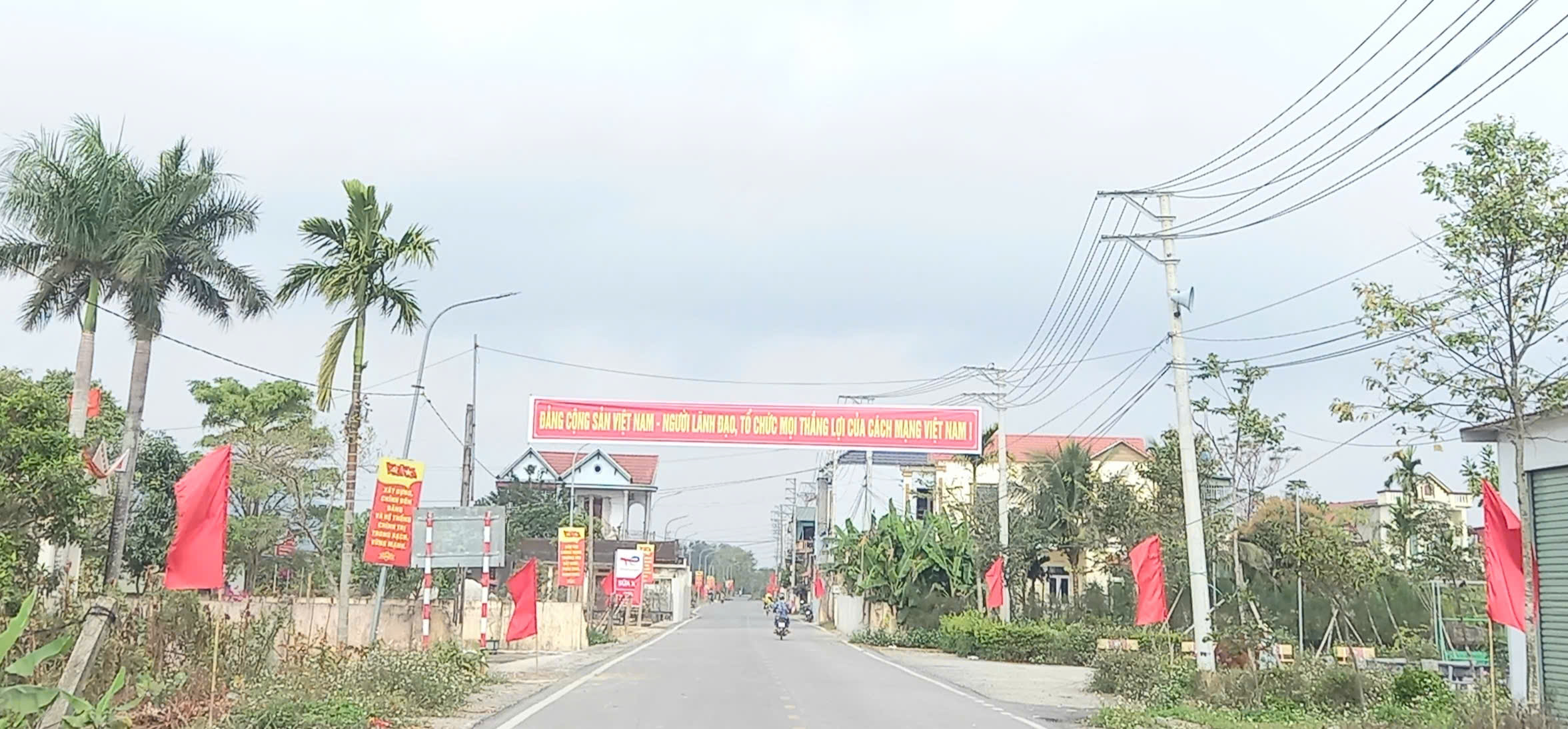 Anh-tin-bai