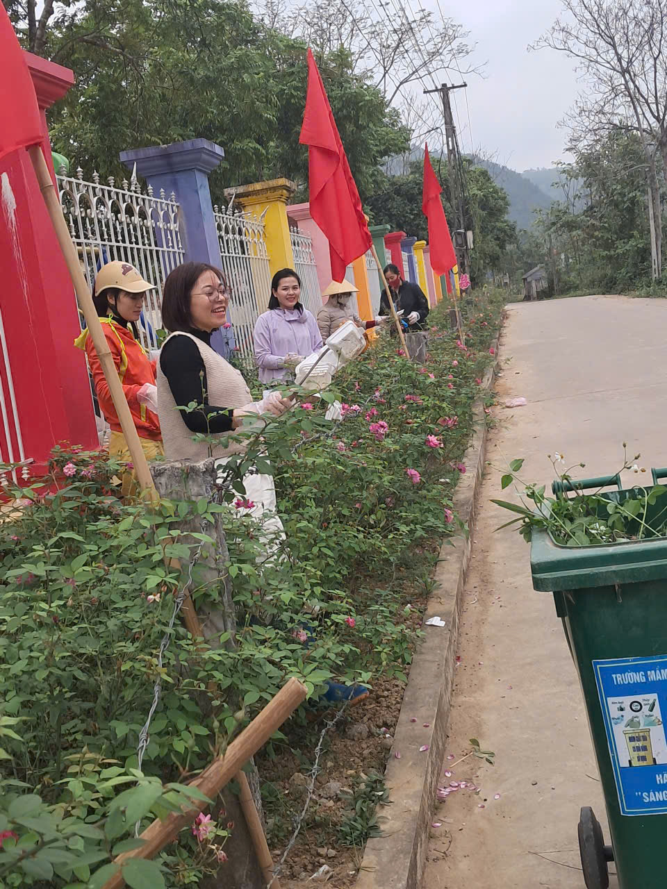 Anh-tin-bai