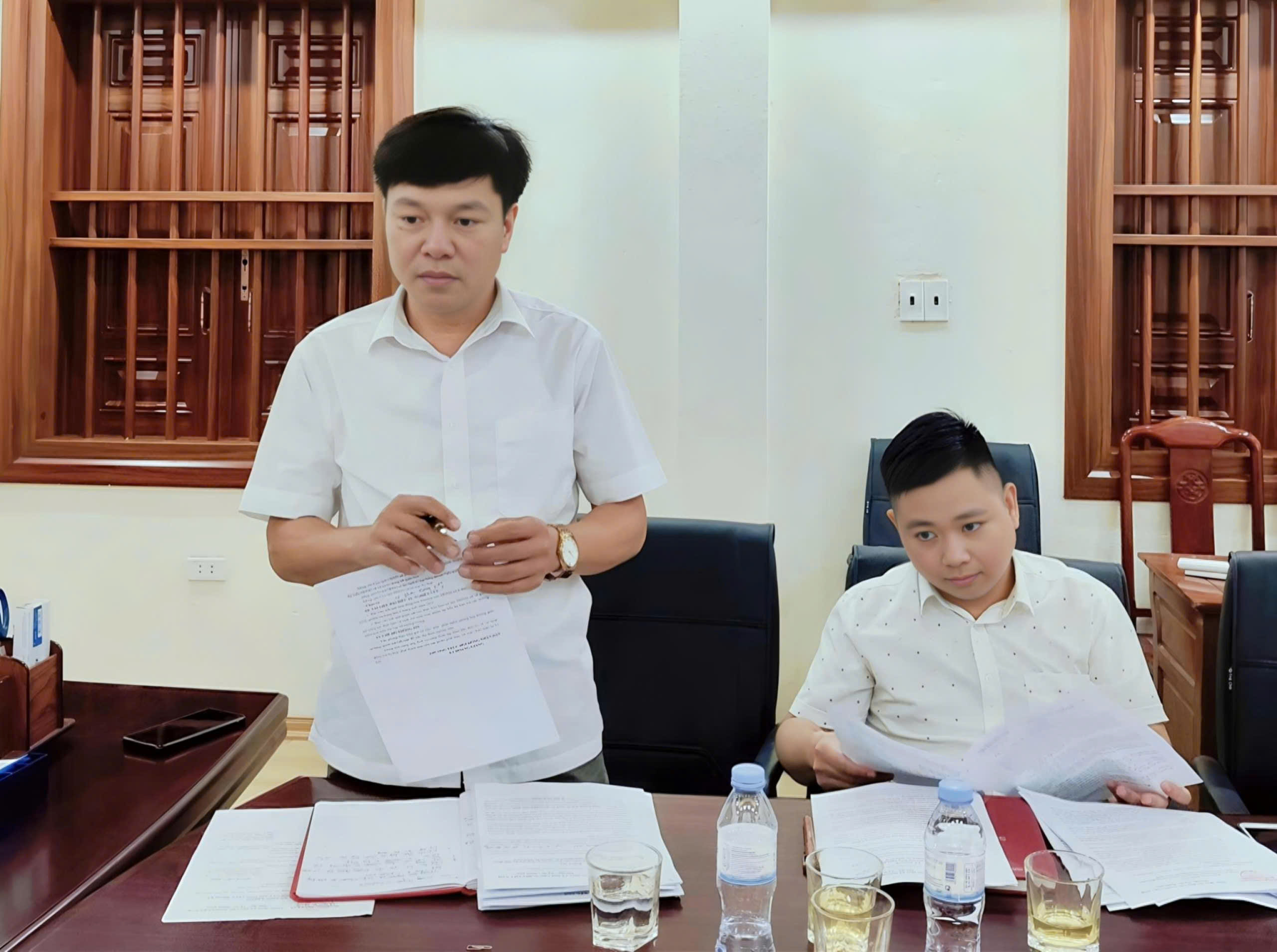 Anh-tin-bai