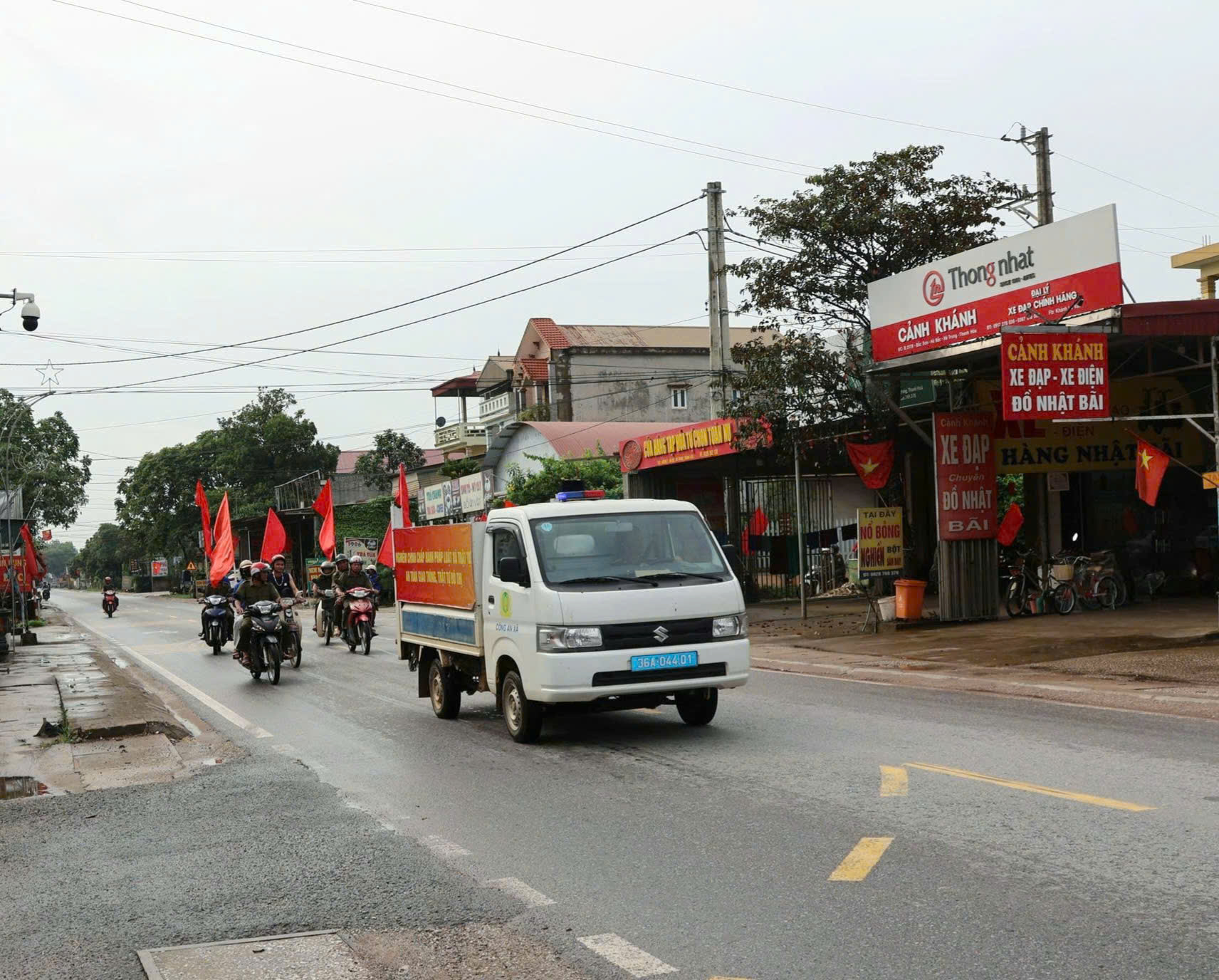 Anh-tin-bai