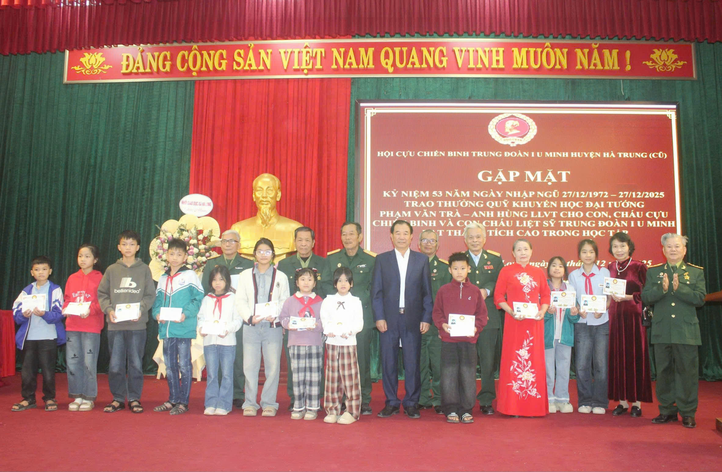 GẶP MẶT TRUYỀN THỐNG TRUNG ĐOÀN I – U MINH ÔN LẠI KÝ ỨC HÀO HÙNG, TIẾP LỬA TRUYỀN THỐNG HIẾU HỌC