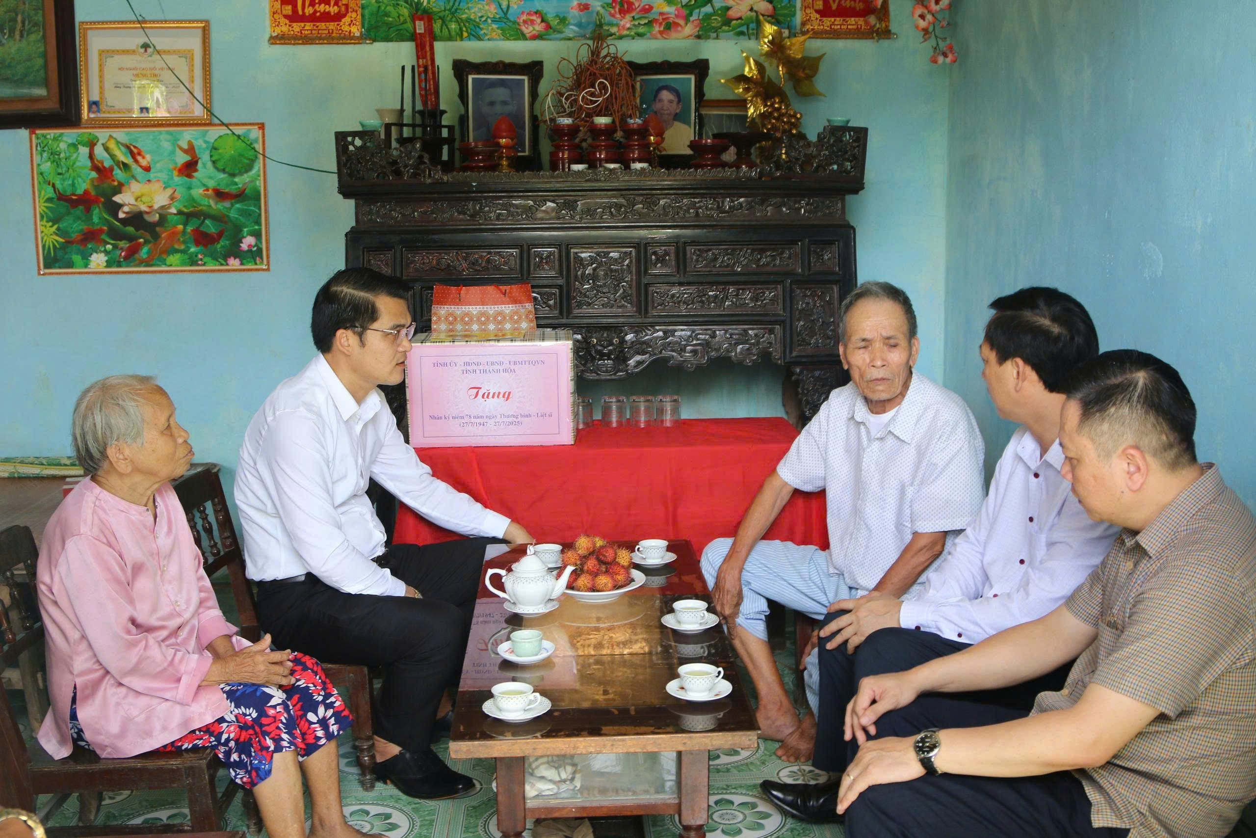 Anh-tin-bai