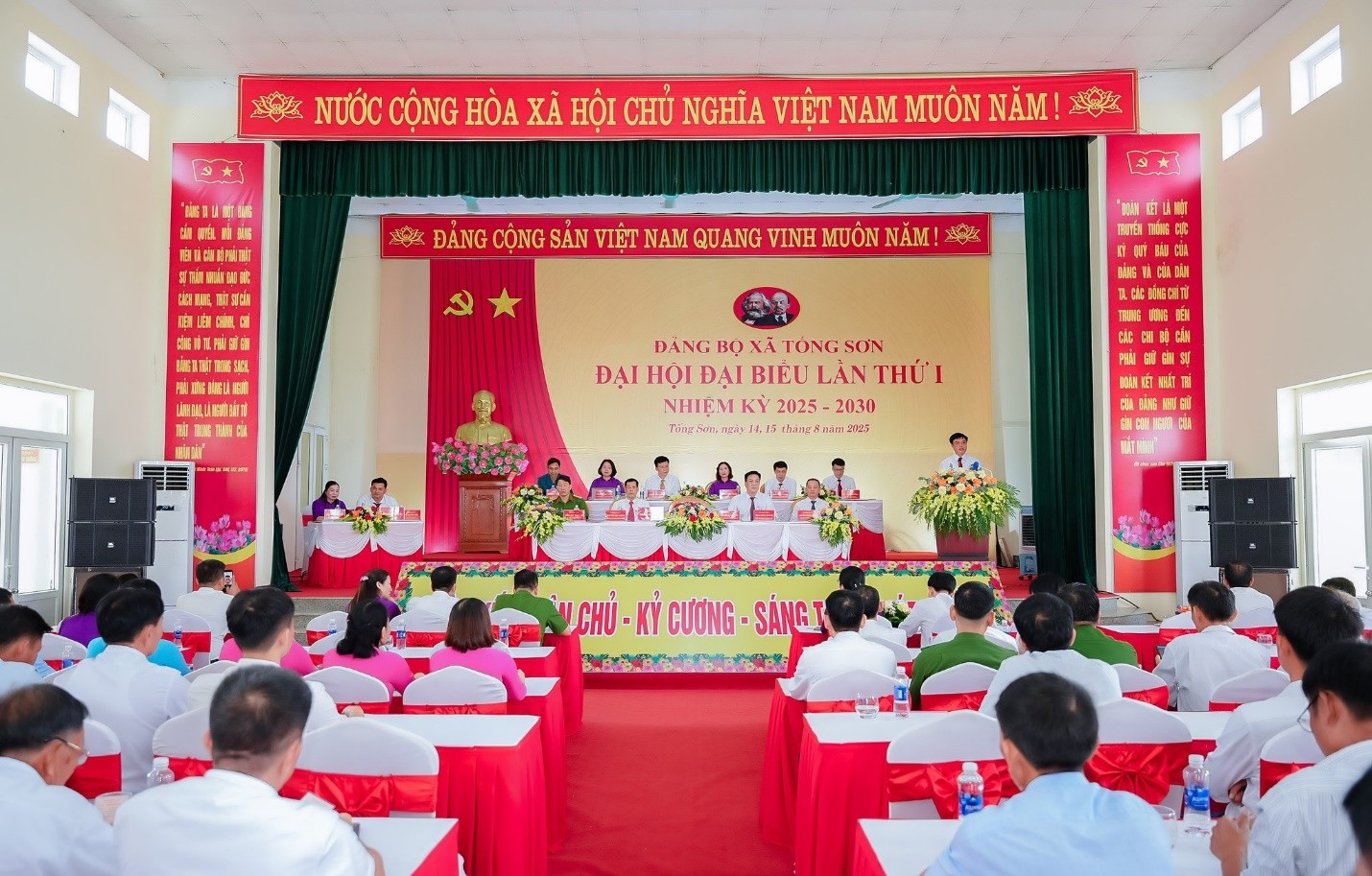 Đại biểu tham dự phiên trù bị Đại hội Đại biểu Đảng bộ xã Tống Sơn lần thứ I, nhiệm kỳ 2025–2030