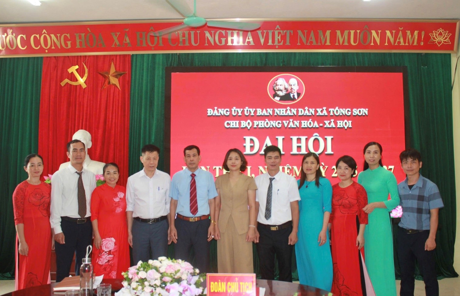 Chi bộ Phòng Văn hóa – Xã hội  tổ chức thành công Đại hội Chi bộ, nhiệm kỳ 2025 – 2027.