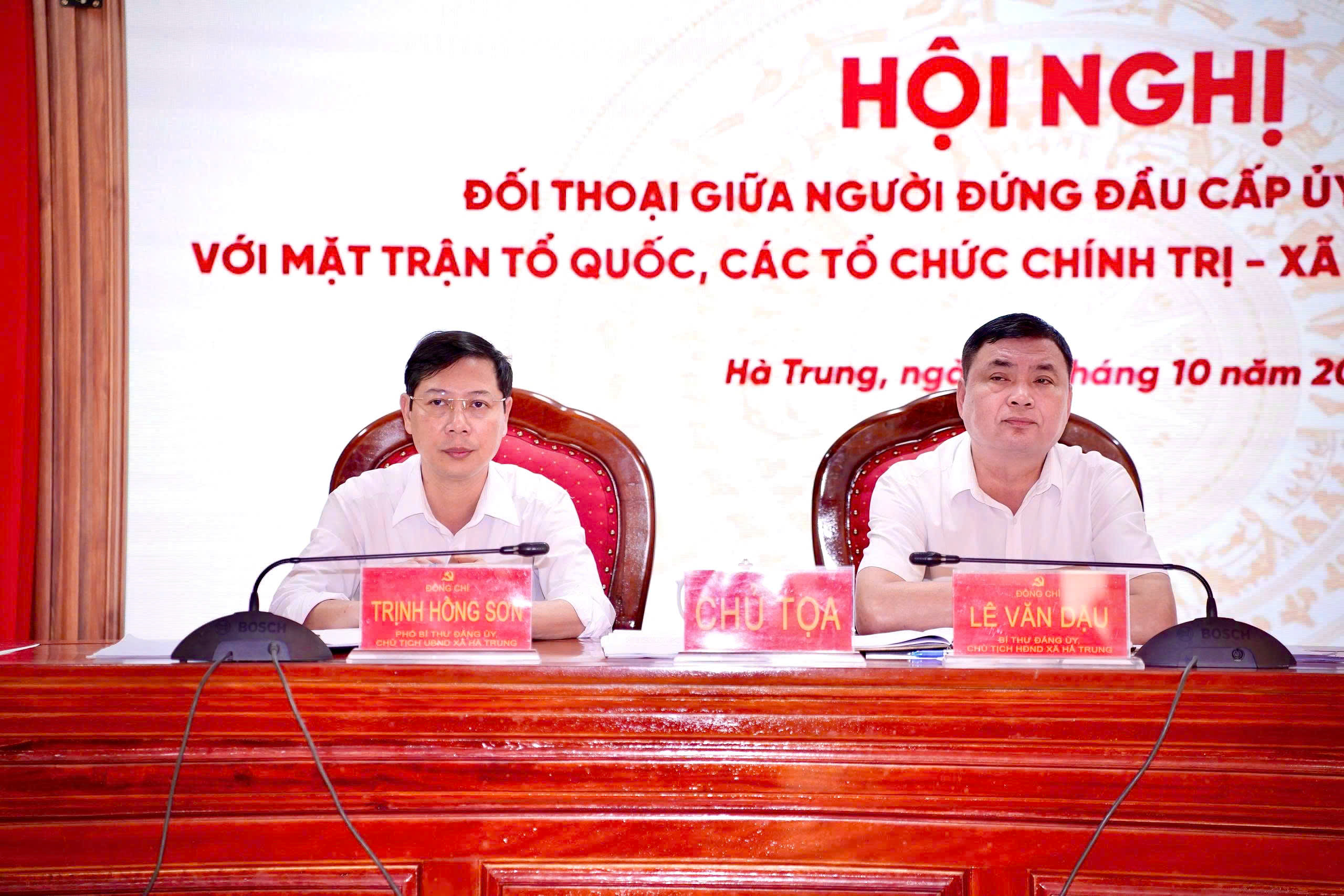 Hội nghị đối thoại giữa người đứng đầu cấp uỷ, chính quyền với  MTTQ, các tổ chức chính trị xã hội và nhân dân xã Hà Trung năm 2026