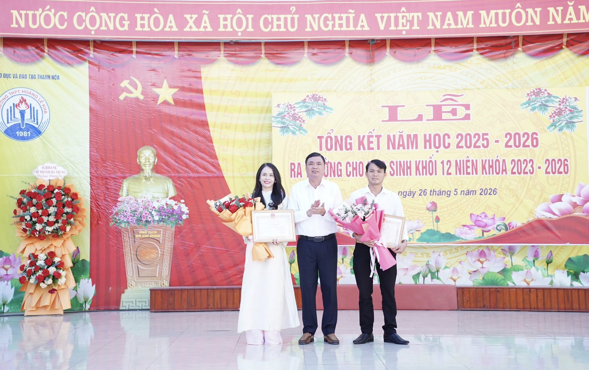 TRƯỜNG THPT HOÀNG LÊ KHA TỔNG KẾT NĂM HỌC 2025 – 2026 VÀ TUYÊN DƯƠNG, KHEN THƯỞNG GIÁO VIÊN, HỌC SINH TIÊU BIỂU