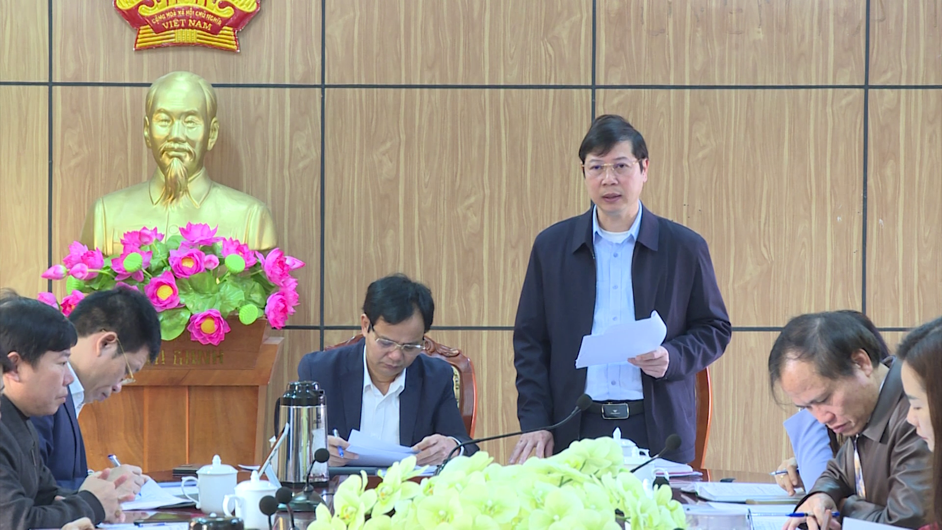 Anh-tin-bai