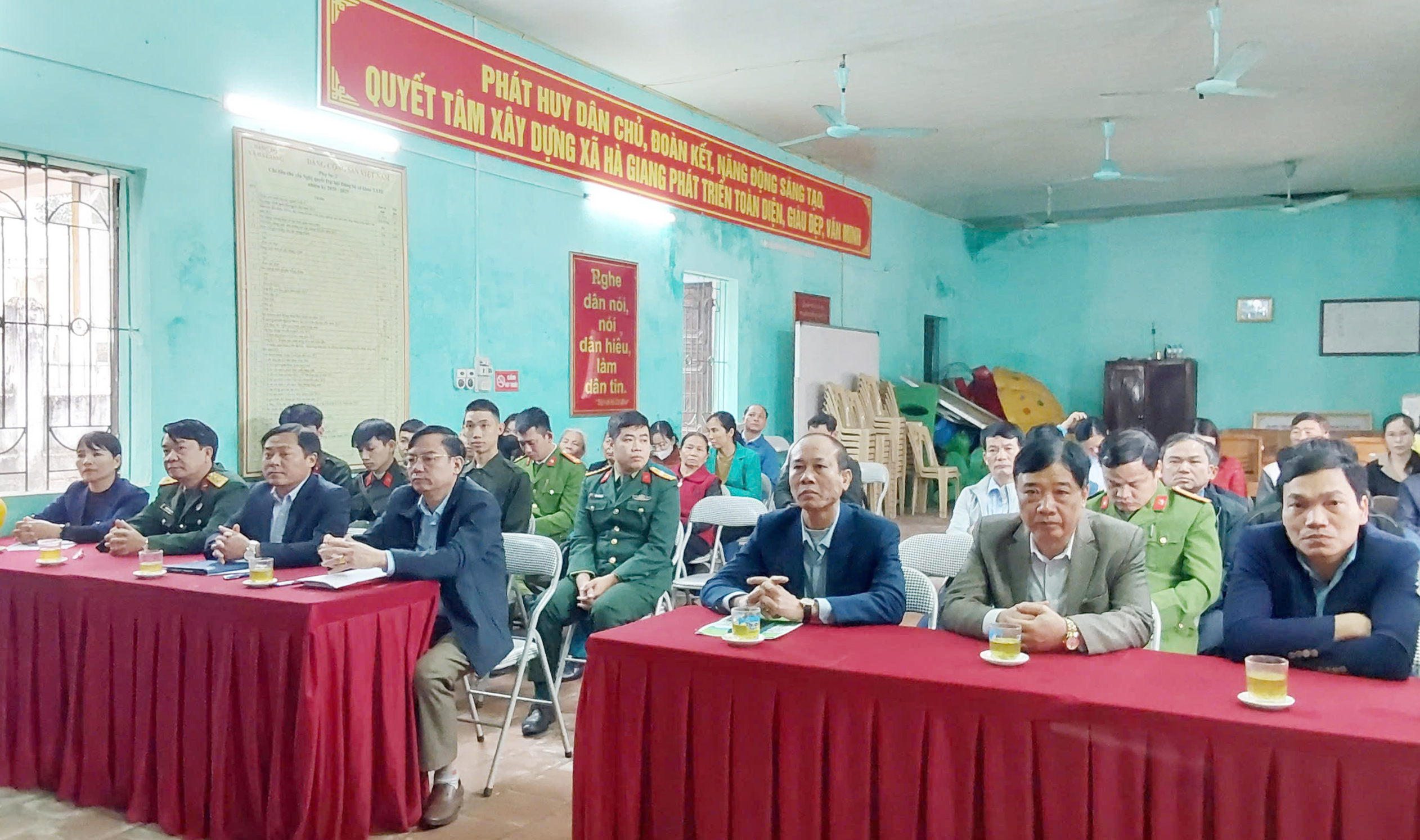 Xã Hà Giang: Gặp mặt các thanh niên chuẩn bị lên đường nhập ngũ năm 2025
