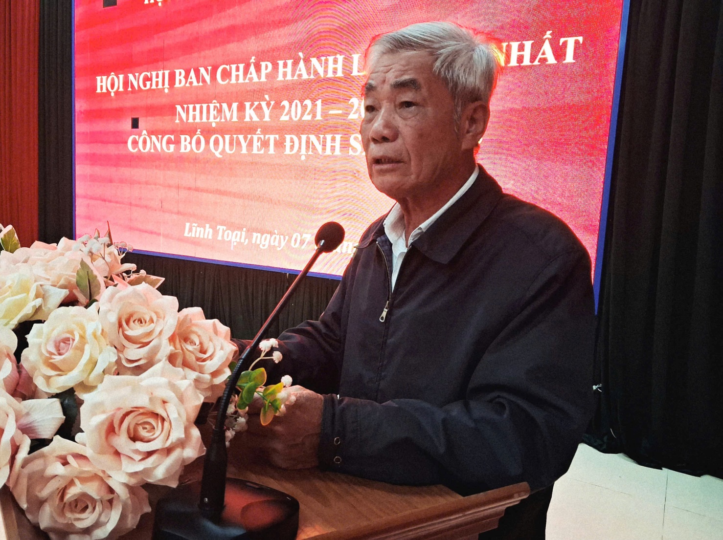 D:\1. TỔNG HỢP\Desktop\z7207147844518_1aeb2c8f8c8b5738571f4ddc9d24cc62.jpg