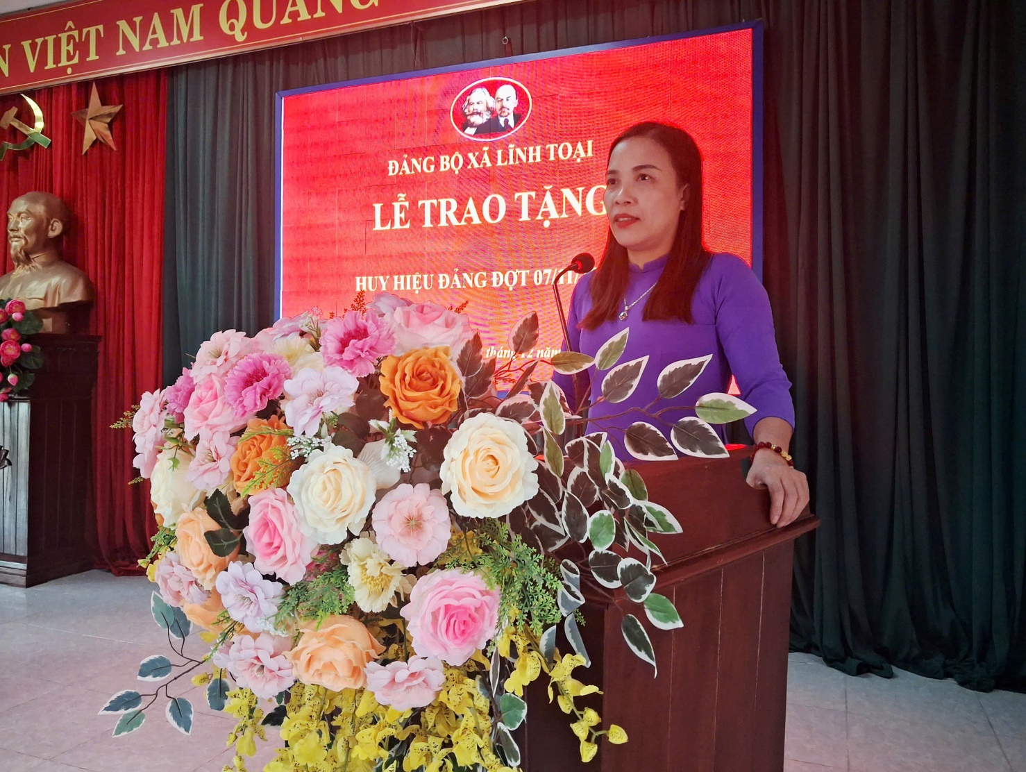 D:\2. NĂM 2025 LĨNH TOẠI\1. CÁ NHÂN\TRAO HHĐ\z7351961897329_7e41968673405a0f99de1317b46a2965.jpg