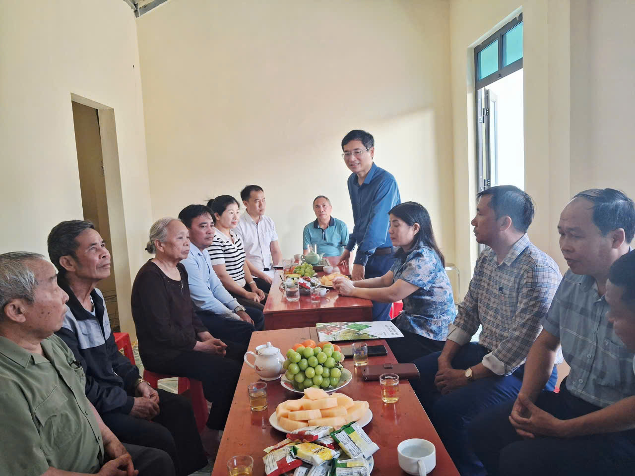 D:\CHƯƠNG TRÌNH PHÁT THANH\THÁNG 12\trao nhà\z7360539269678_4657f9e364e1c87ff81197ccb32cc545.jpg