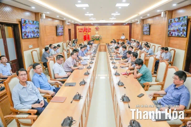 D:\1. TỔNG HỢP\Desktop\z7066346524280_0d98ae3ad6de545d5551ed0b44ce51ce.jpg