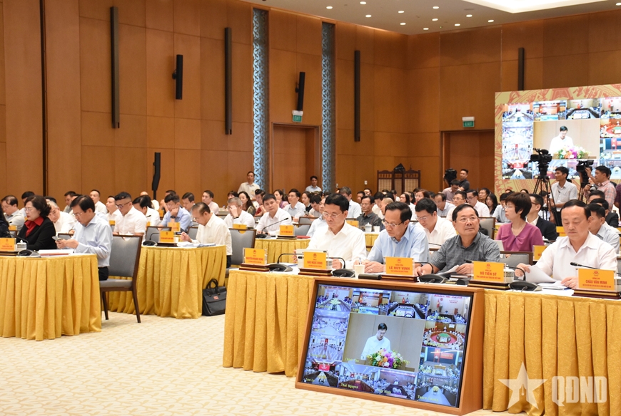 Thủ tướng Phạm Minh Chính chủ trì phiên họp về phát triển khoa học, công nghệ, đổi mới sáng tạo, chuyển đổi số và Đề án 06