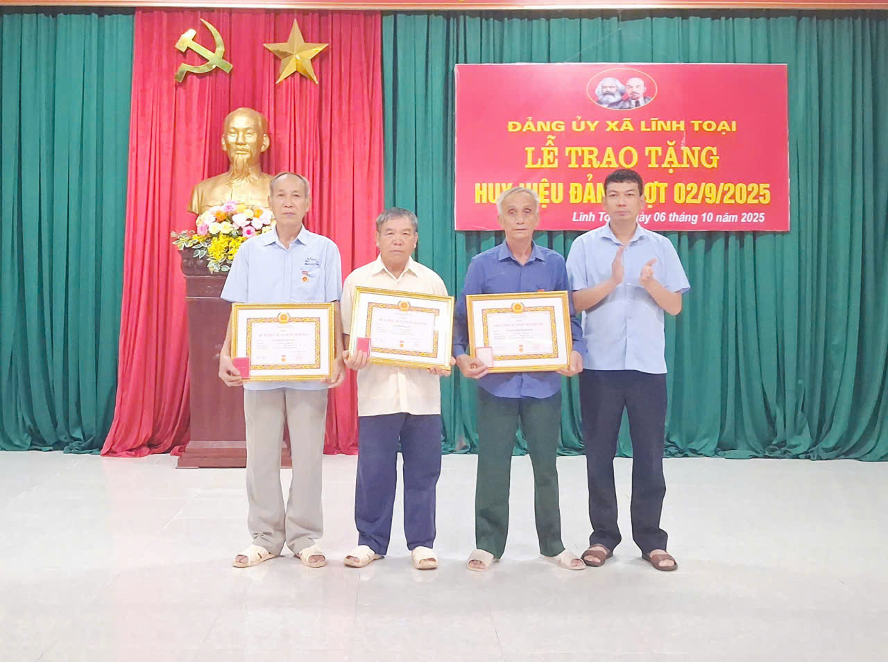 D:\1. TỔNG HỢP\Desktop\ảnh\z7087672111508_63b8ee39256ab5660c9cba1e4f704b4e.jpg