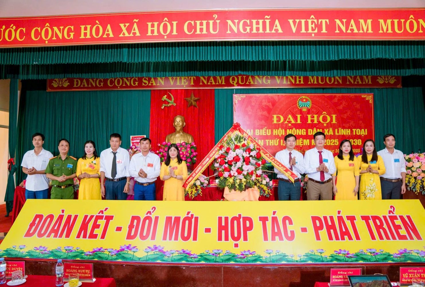 D:\2. NĂM 2025 LĨNH TOẠI\1. CÁ NHÂN\z7131243888570_a219059769cee53248496866821ee853.jpg