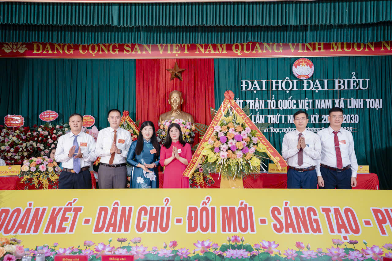 D:\1. TỔNG HỢP\Desktop\z7048552178512_a77cb73ccc24fb9b3449e36f9e1a0308.jpg