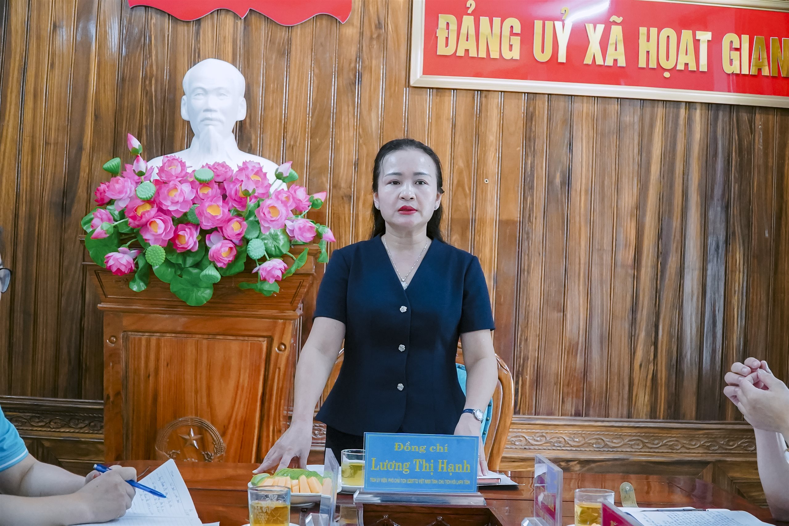 Anh-tin-bai