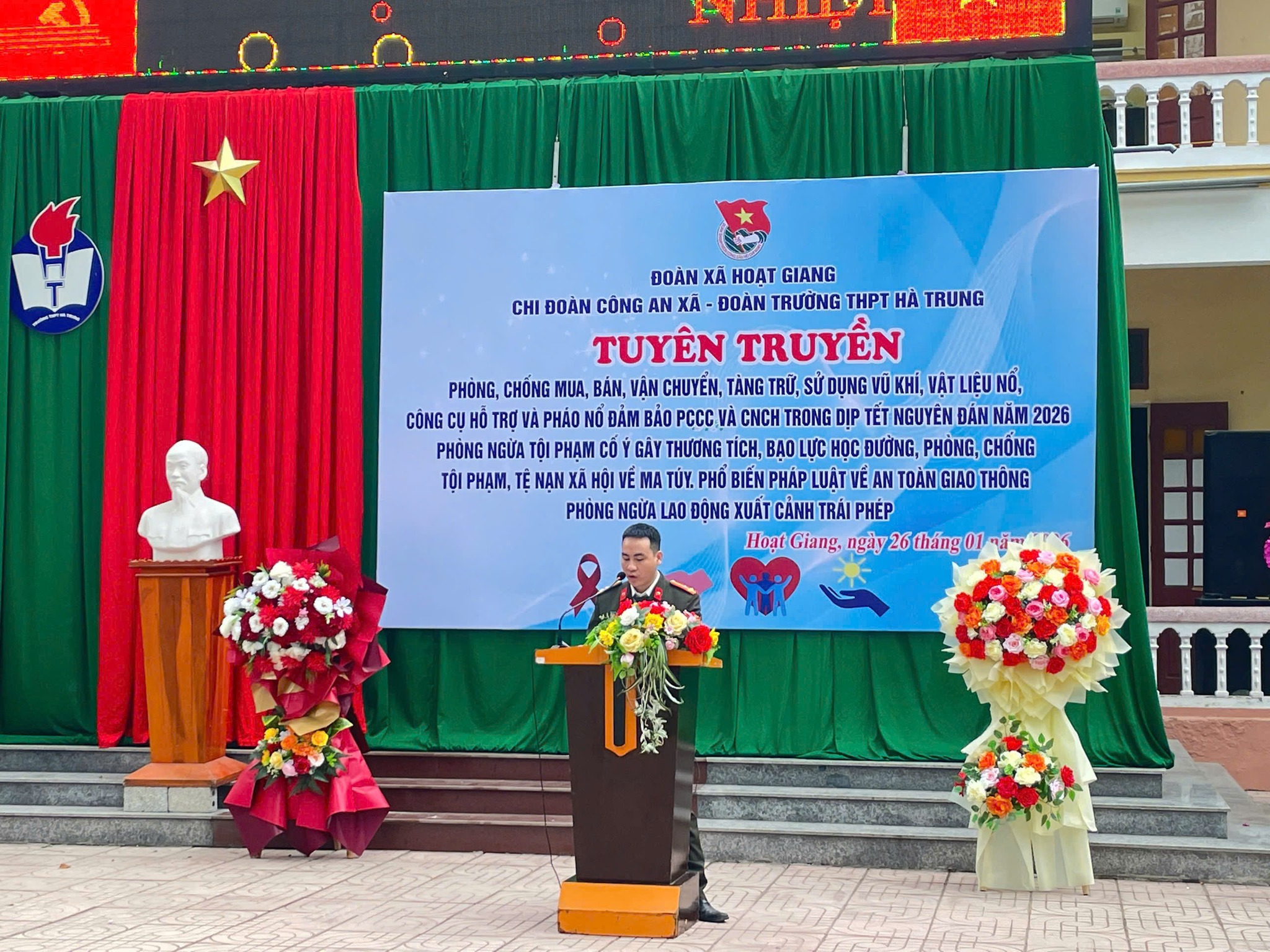 Anh-tin-bai