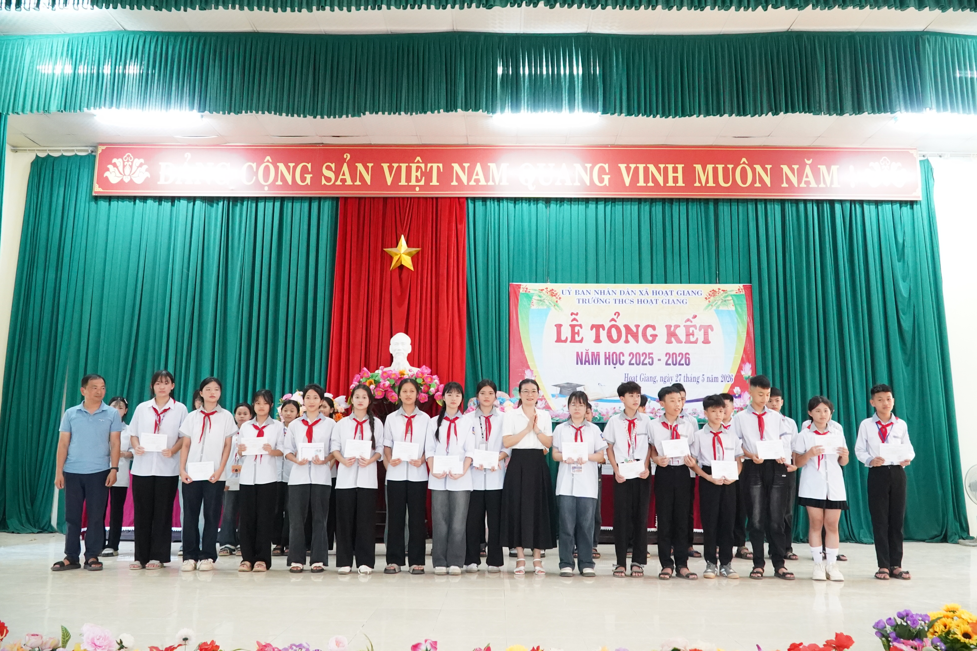 Anh-tin-bai