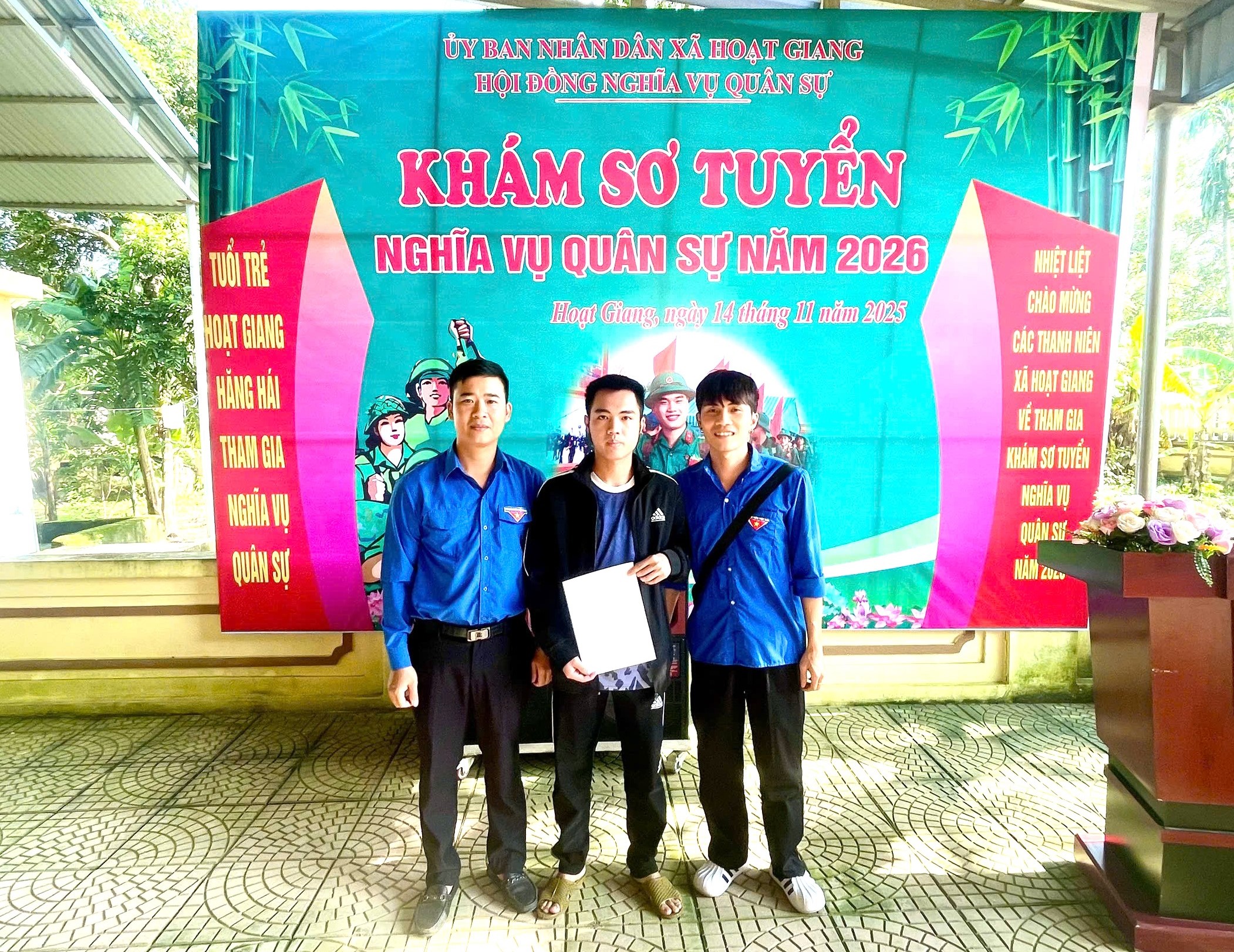Anh-tin-bai