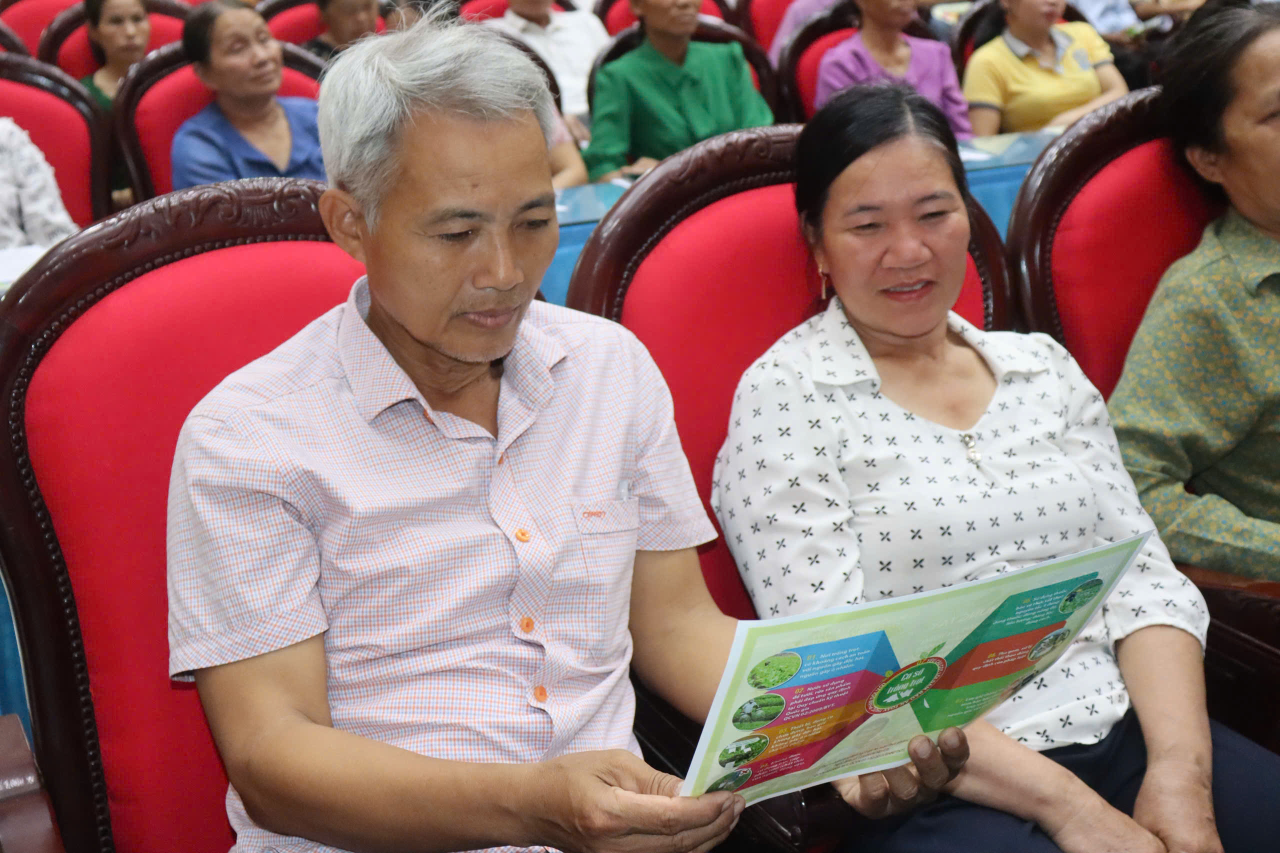 NGA SƠN HƯỚNG TỚI XÂY DỰNG THƯƠNG HIỆU DƯA HẤU MAI AN TIÊM AN TOÀN, BỀN VỮNG