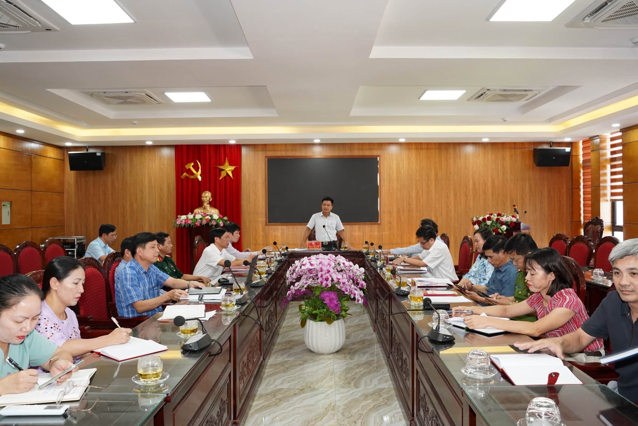 BAN CHỈ ĐẠO THỰC HIỆN CÁC CHƯƠNG TRÌNH MỤC TIÊU QUỐC GIA XÃ NGA SƠN TỔ CHỨC PHIÊN HỌP THỨ NHẤT