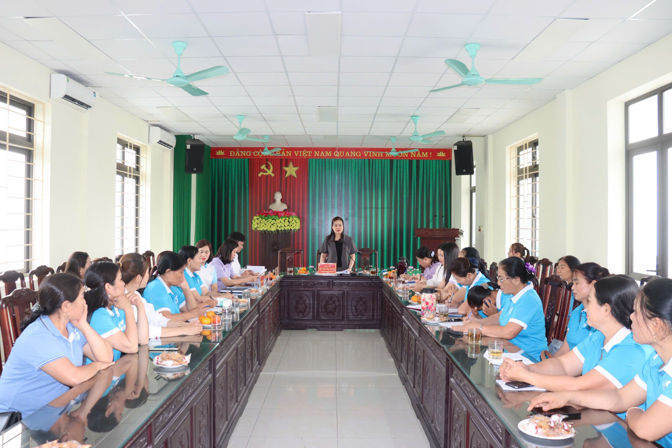 HỘI LIÊN HIỆP PHỤ NỮ TỈNH THANH HOÁ LÀM VIỆC TẠI XÃ NGA SƠN
