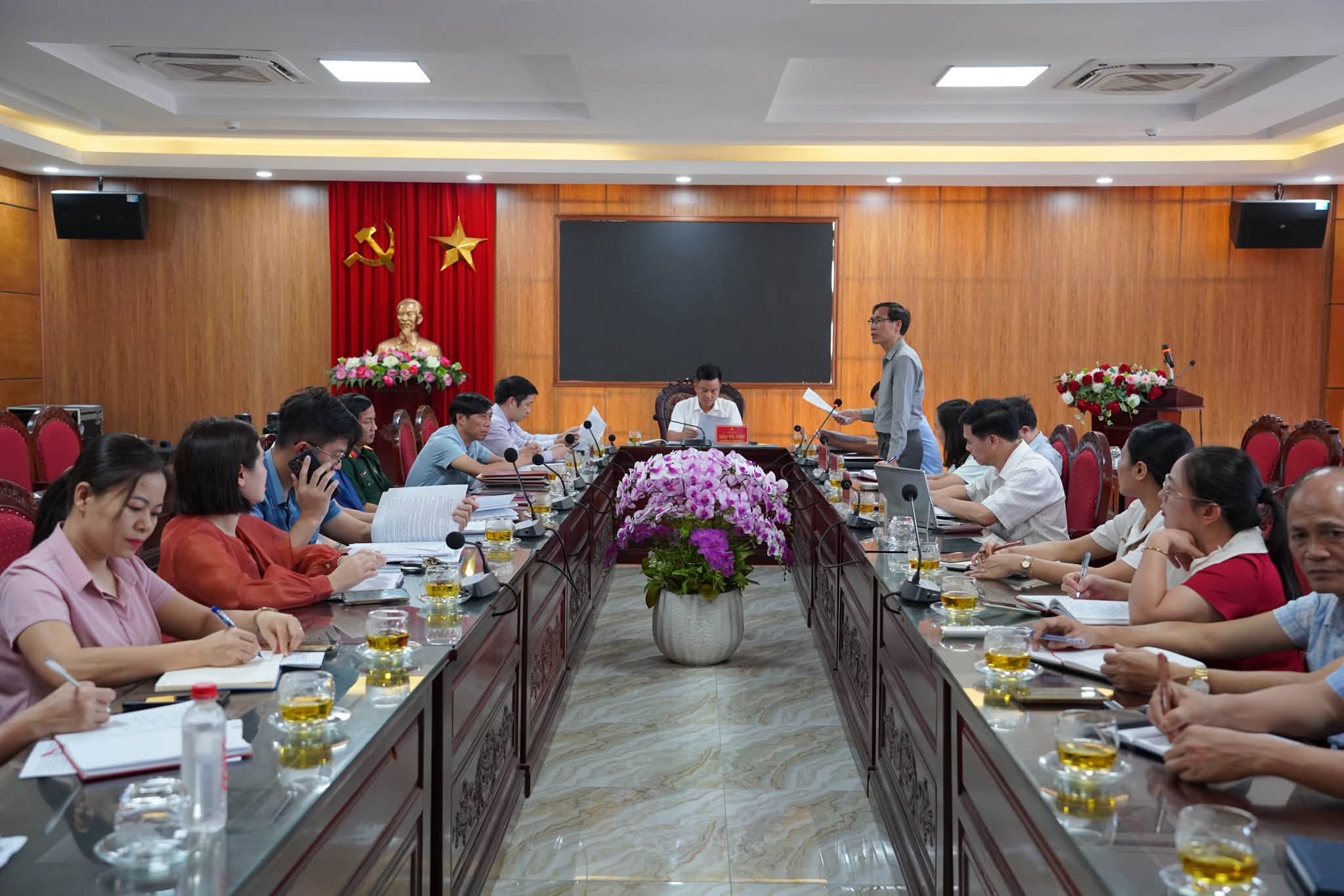 HỘI NGHỊ BAN CHỈ ĐẠO THỰC HIỆN CÁC CHƯƠNG TRÌNH MỤC TIÊU QUỐC GIA XÃ NGA SƠN 