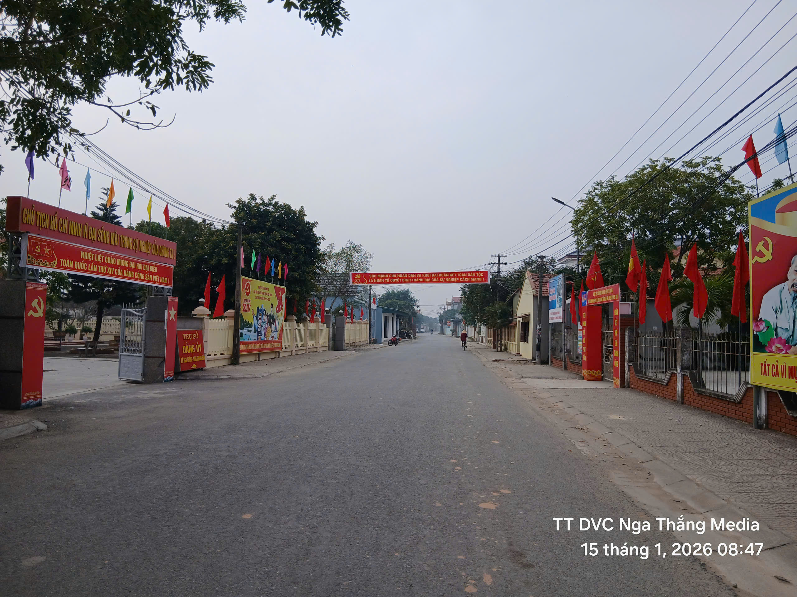 Anh-tin-bai
