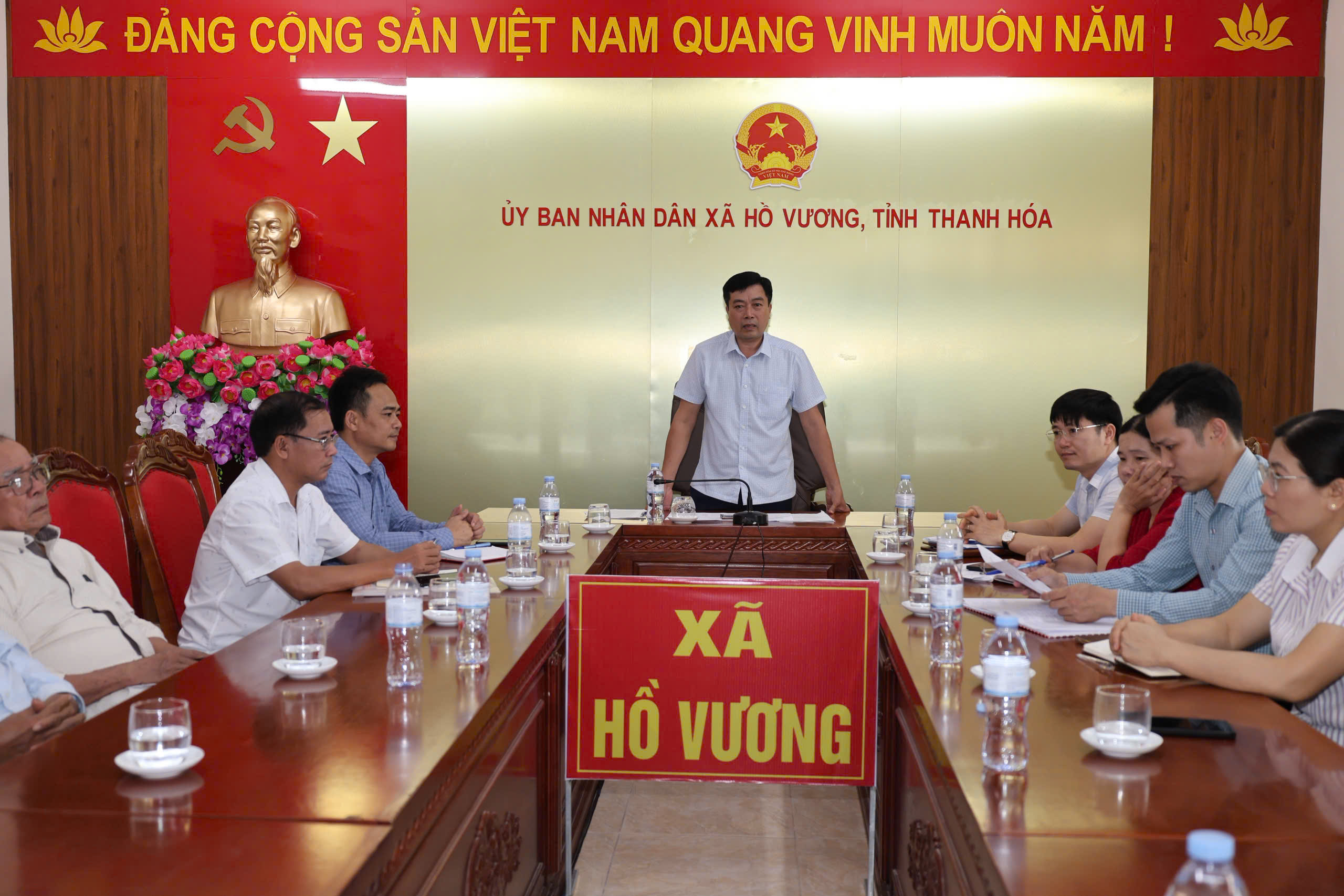 Anh-tin-bai