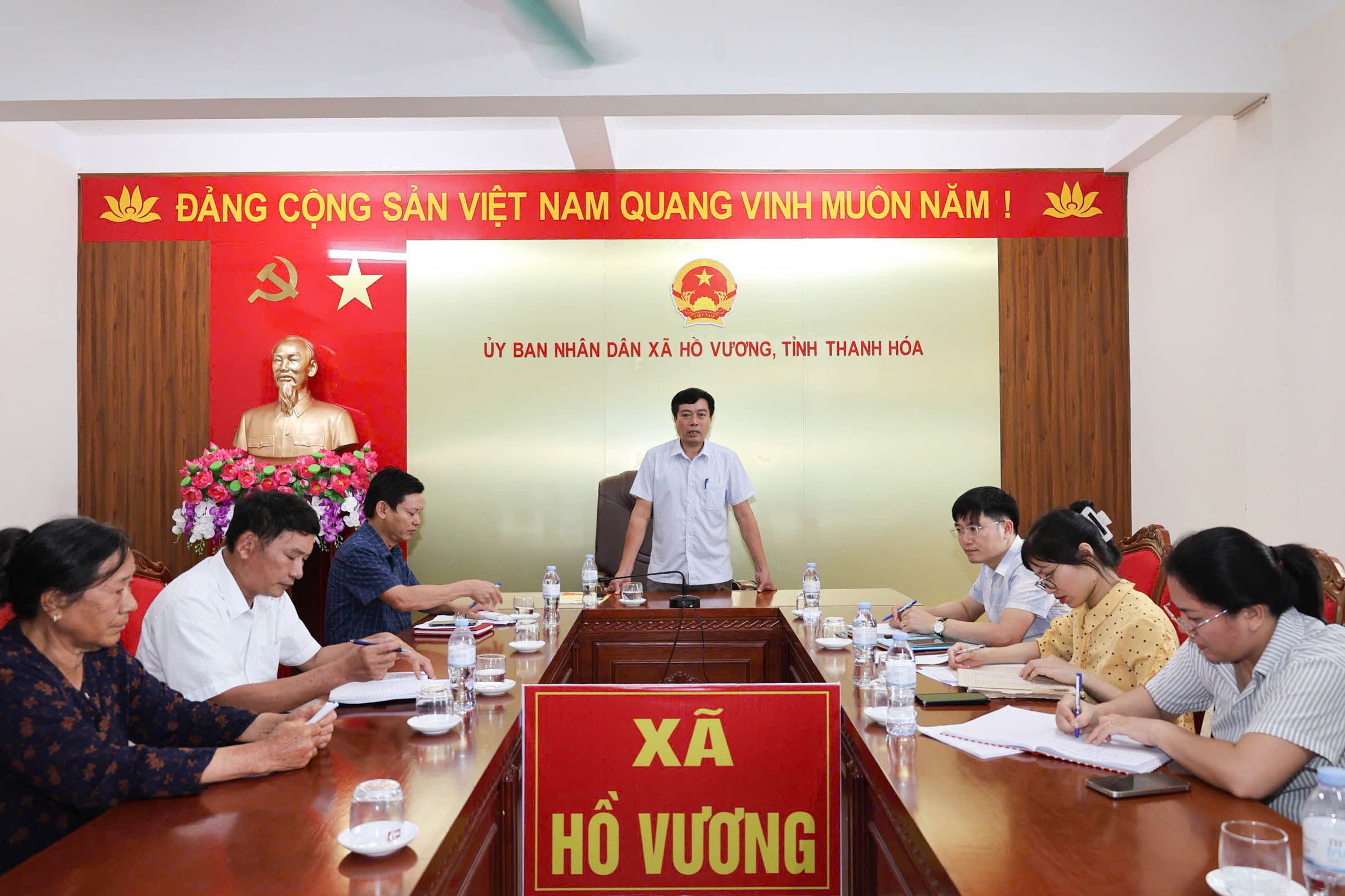 Anh-tin-bai