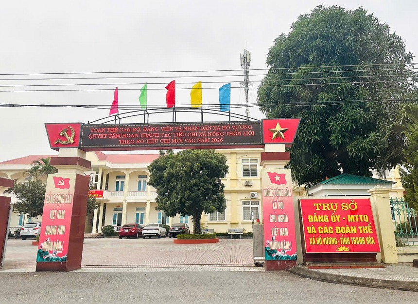 Trụ sở Đảng ủy - Mặt trận Tổ quốc và các tổ chức đoàn thể xã Hồ Vương