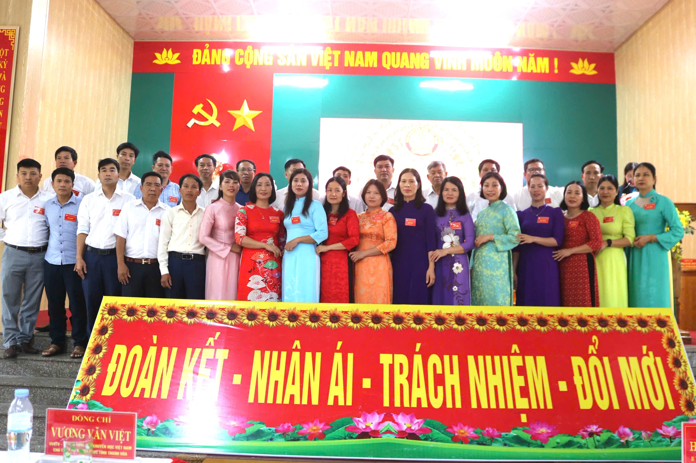 ĐẨY MẠNH PHONG TRÀO KHUYẾN HỌC, KHUYẾN TÀI – XÂY DỰNG XÃ HỘI HỌC TẬP TRÊN ĐỊA BÀN XÃ HỒ VƯƠNG
