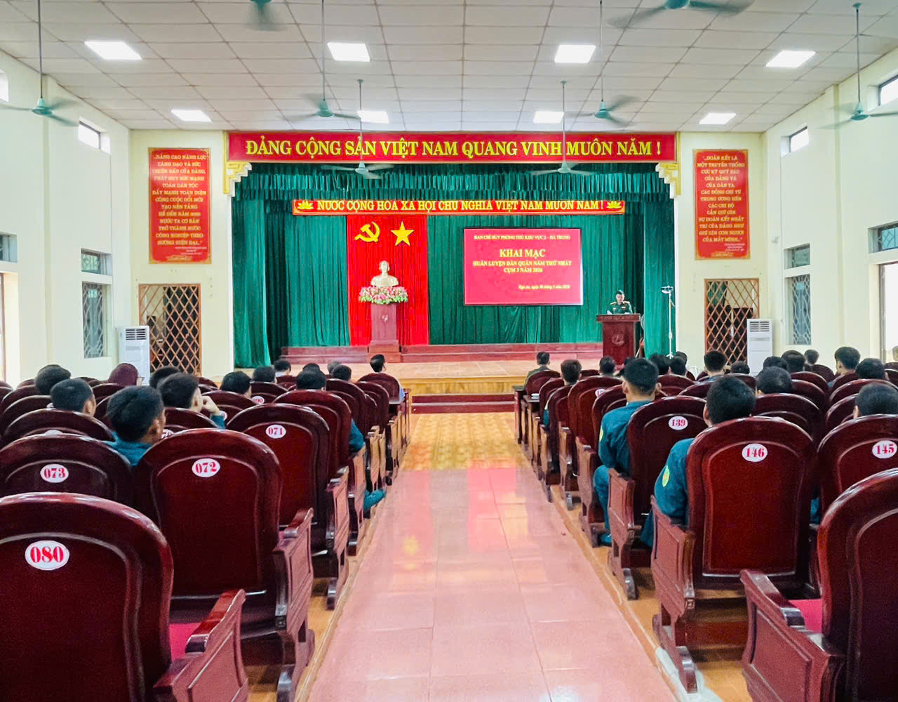 Description: C:\Users\AD\Pictures\QUÂN SỰ\3.30 HN HUẤN LUYỆN DQ NĂM THỨ NHẤT\z7672581097897_d97670de0c6e4dd5de5c37dceb71a7e6.jpg