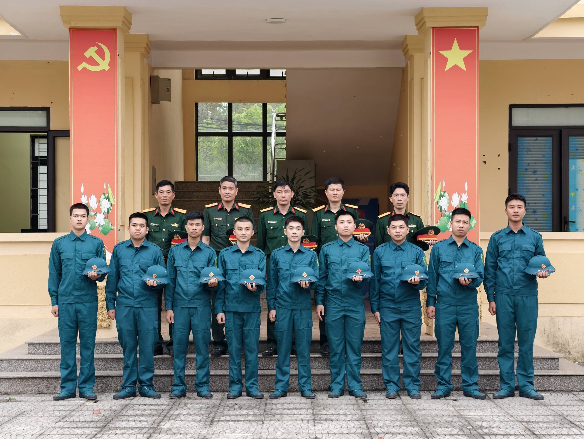 Anh-tin-bai
