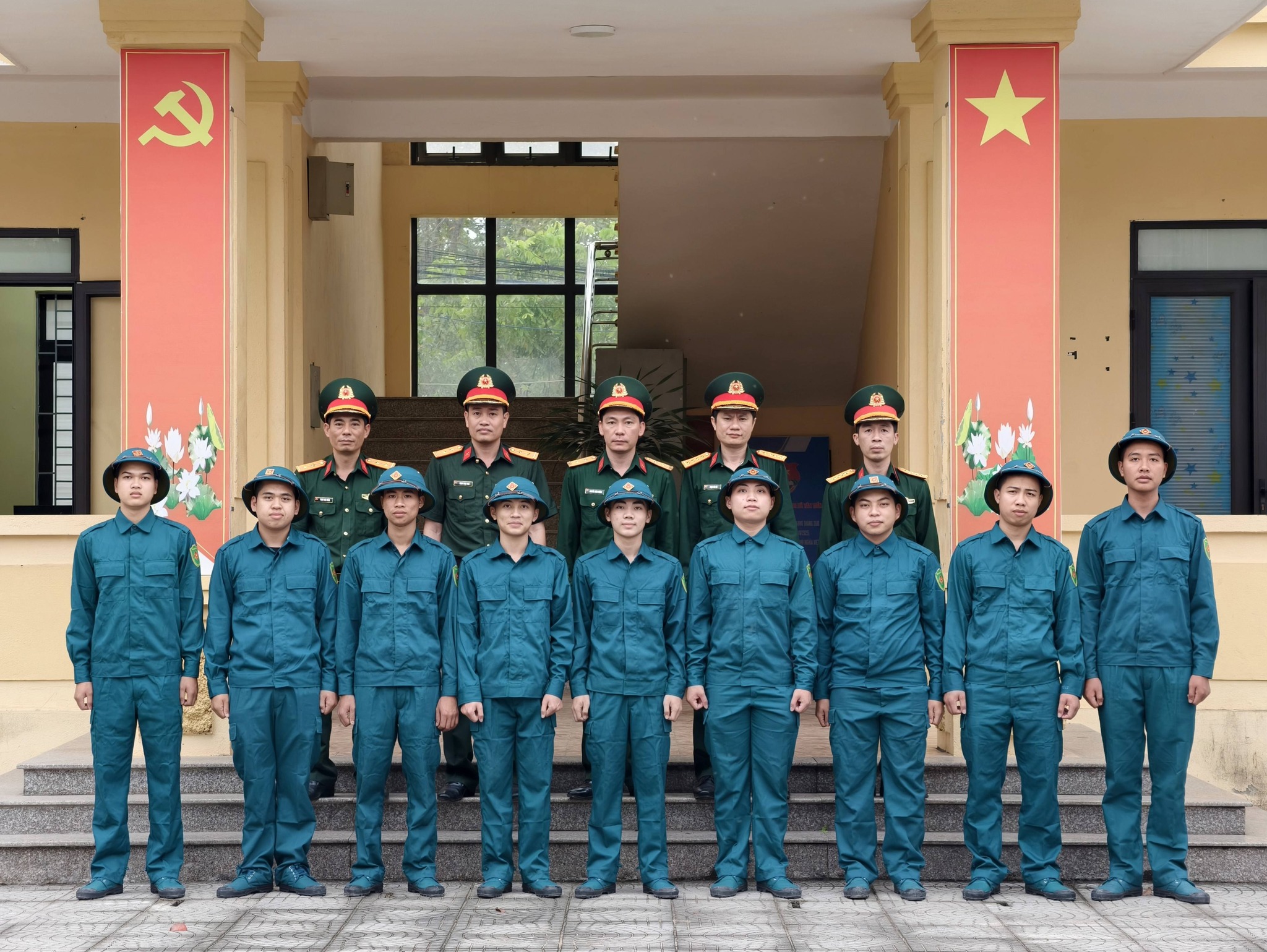 Anh-tin-bai
