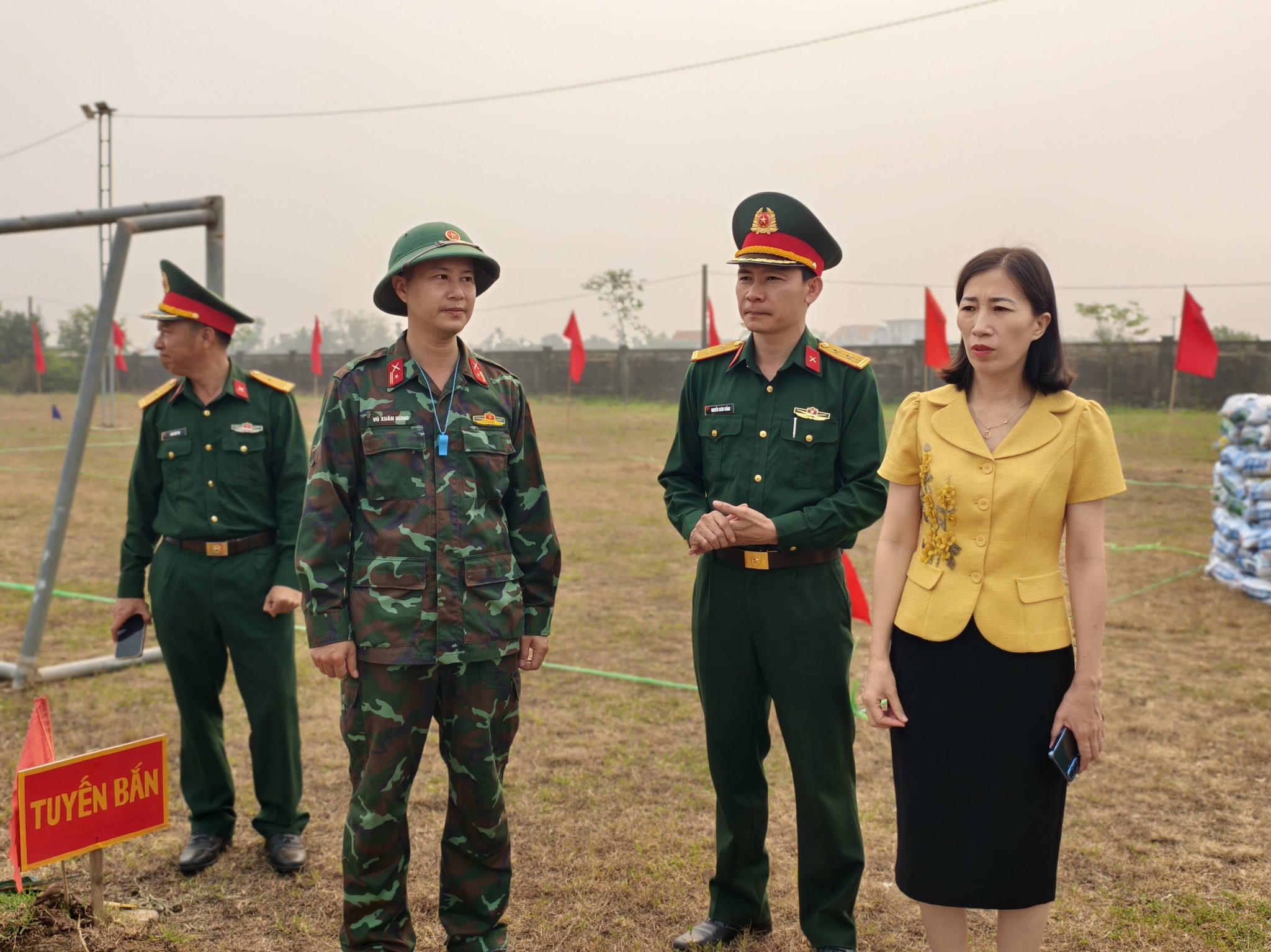 Anh-tin-bai
