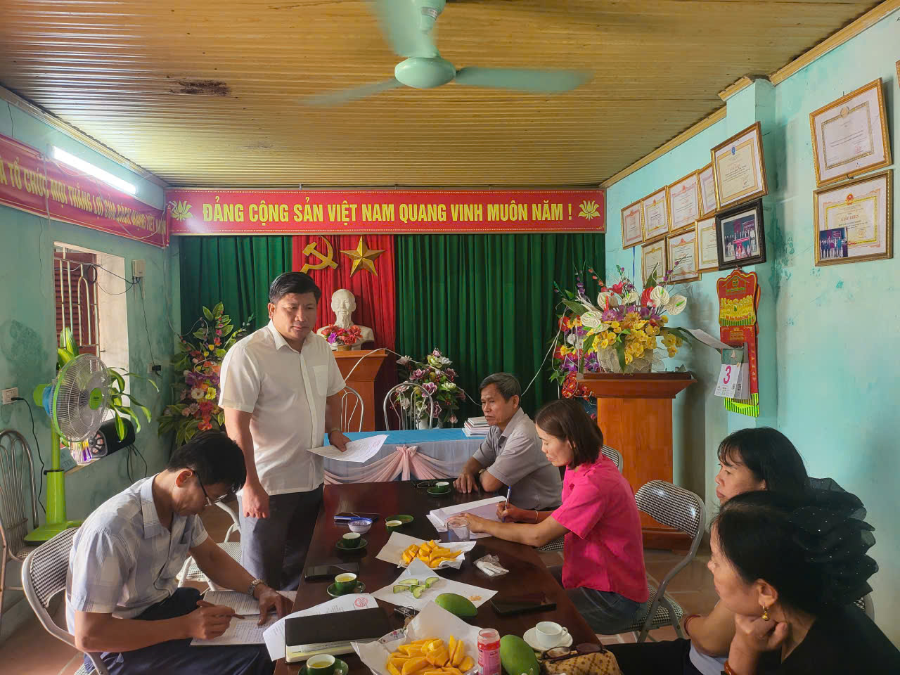 UBND xã Ba Đình làm việc với HTX Nông nghiệp Nga Trường về phương hướng hoạt động năm 2026