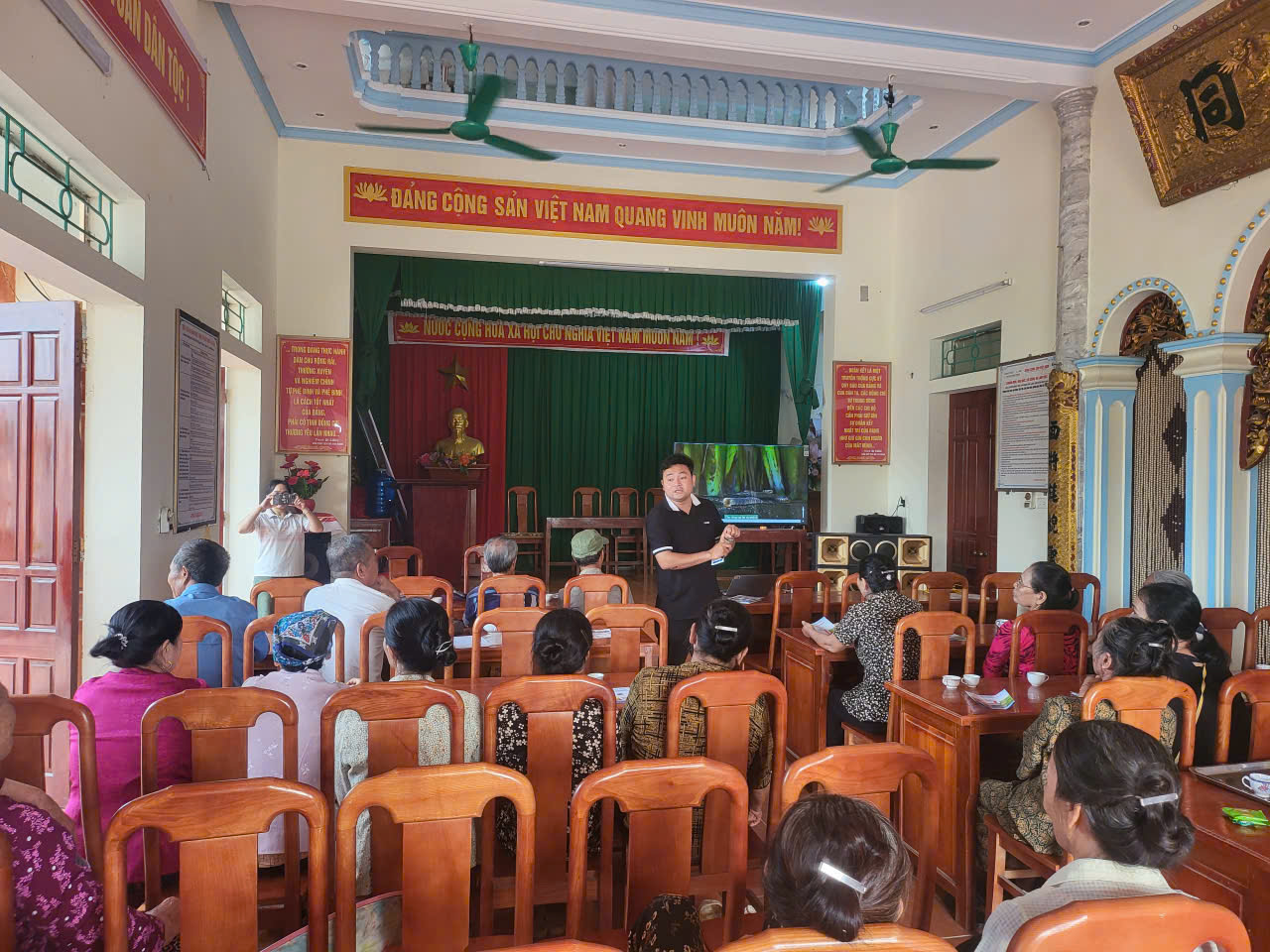 HTX Nga Trường và HTX Nga Vịnh tổ chức tập huấn chuyển giao kỹ thuật phòng trừ sâu bệnh vụ xuân 2026