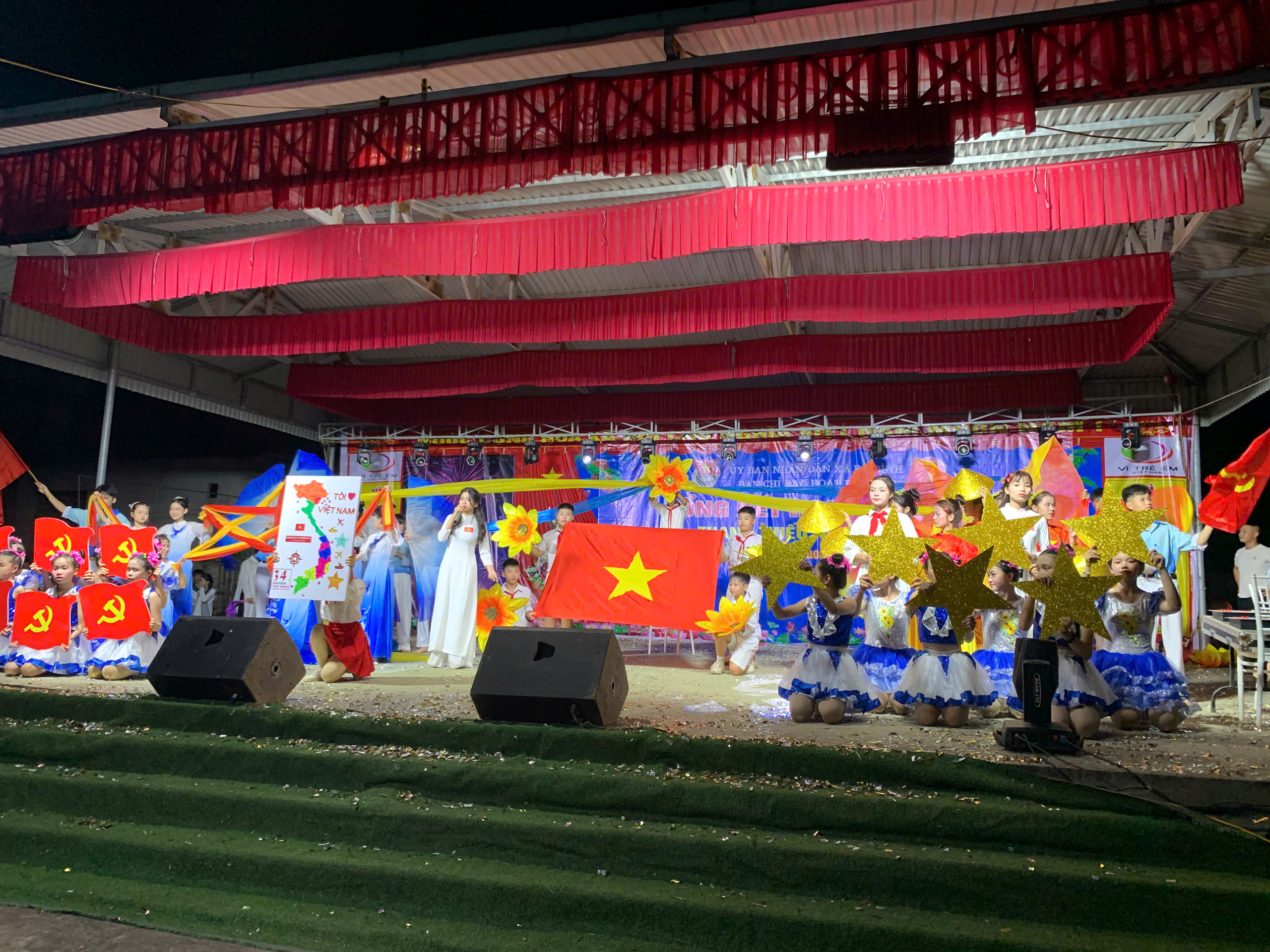 SÔI NỔI HỘI THI VĂN NGHỆ CHÀO MỪNG ĐẠI HỘI ĐẢNG BỘ XÃ BA ĐÌNH LẦN THỨ NHẤT, NHIỆM KỲ 2025 – 2030