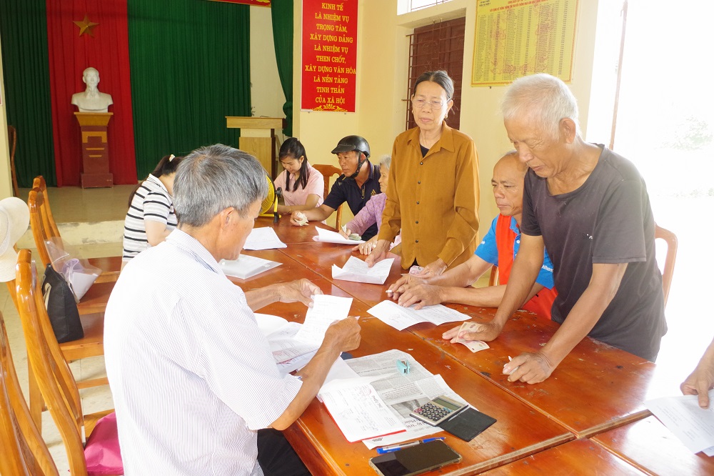 Ba Đình: Người dân tích cực thực hiện thu vụ 5 và tham gia góp ý phương án sắp xếp, sáp nhập thôn