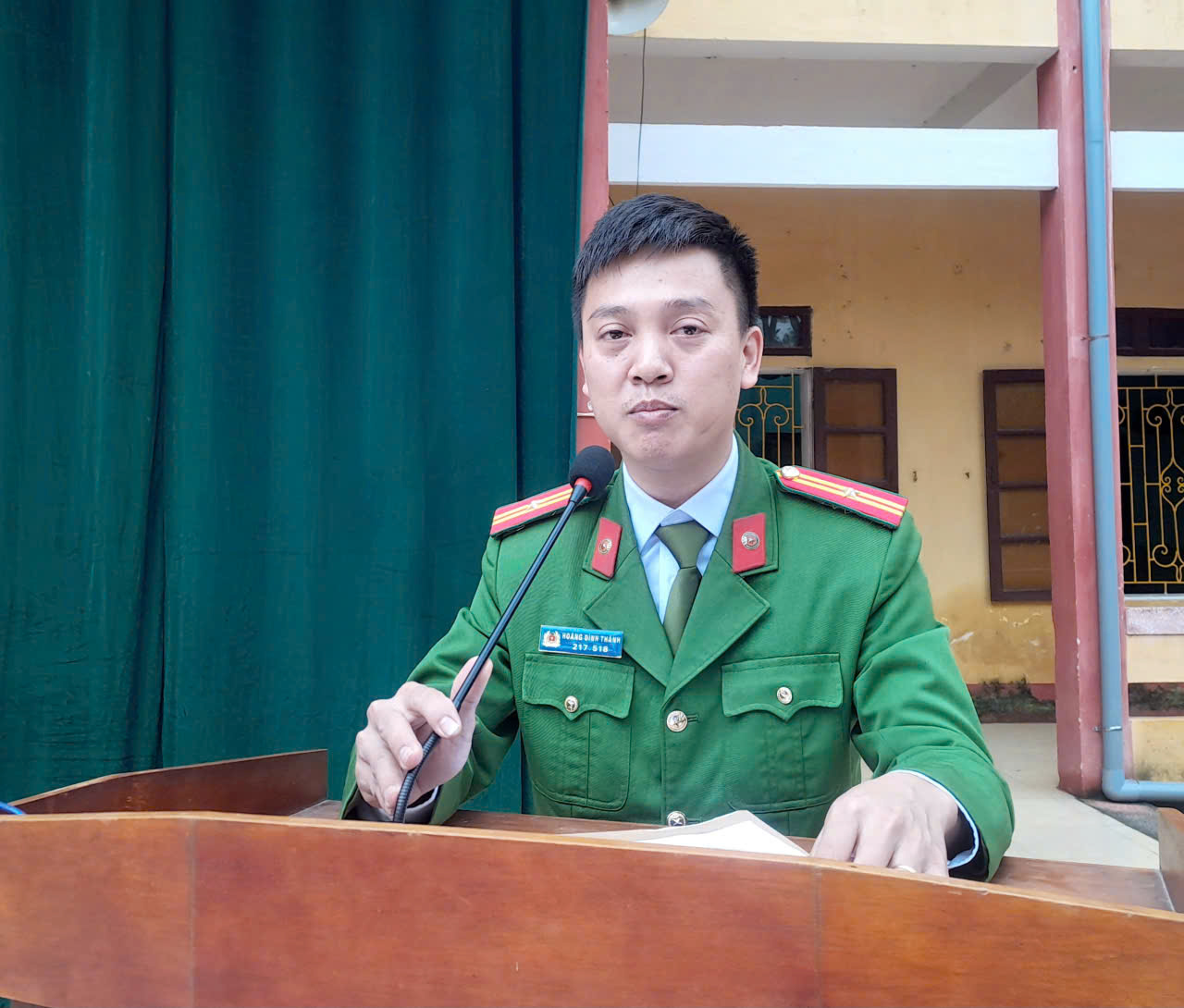 Anh-tin-bai