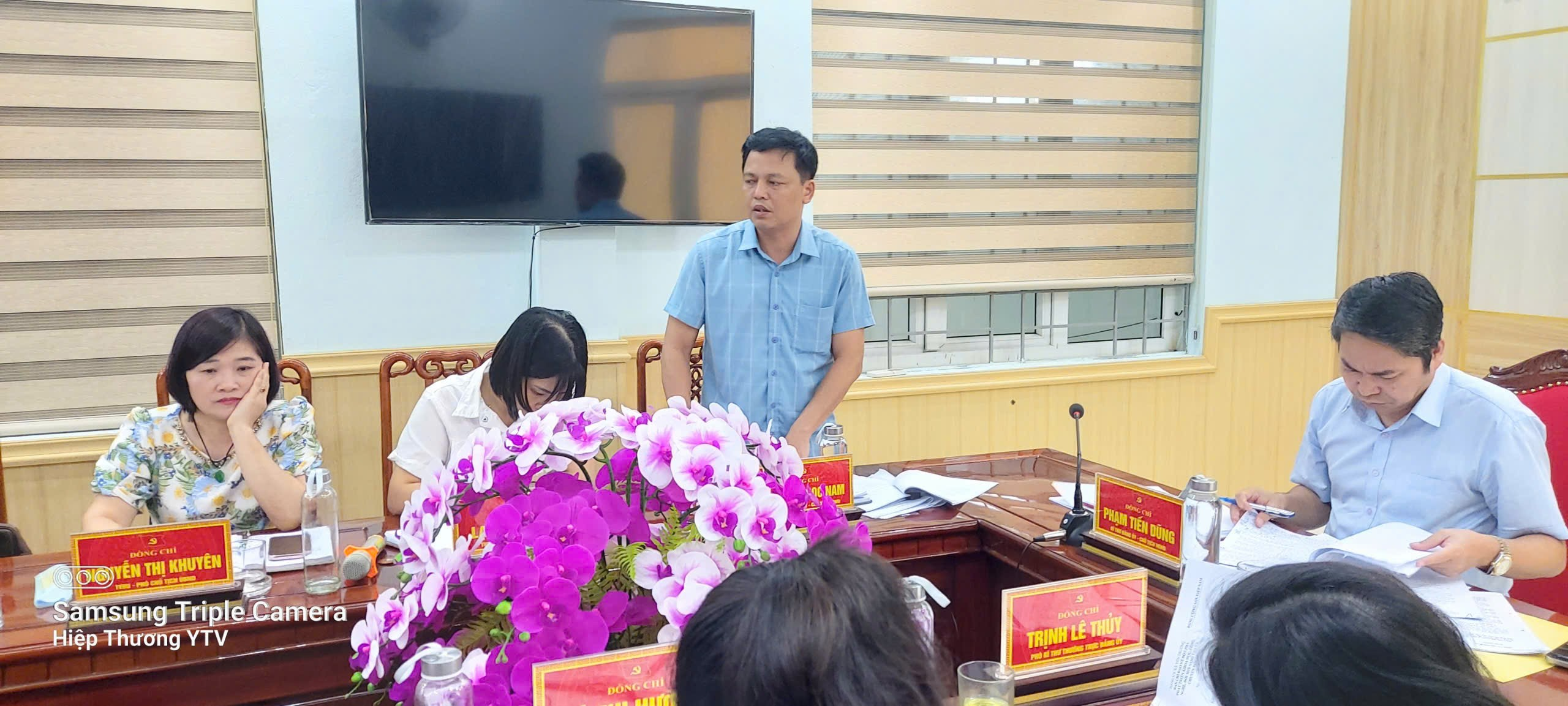 Anh-tin-bai