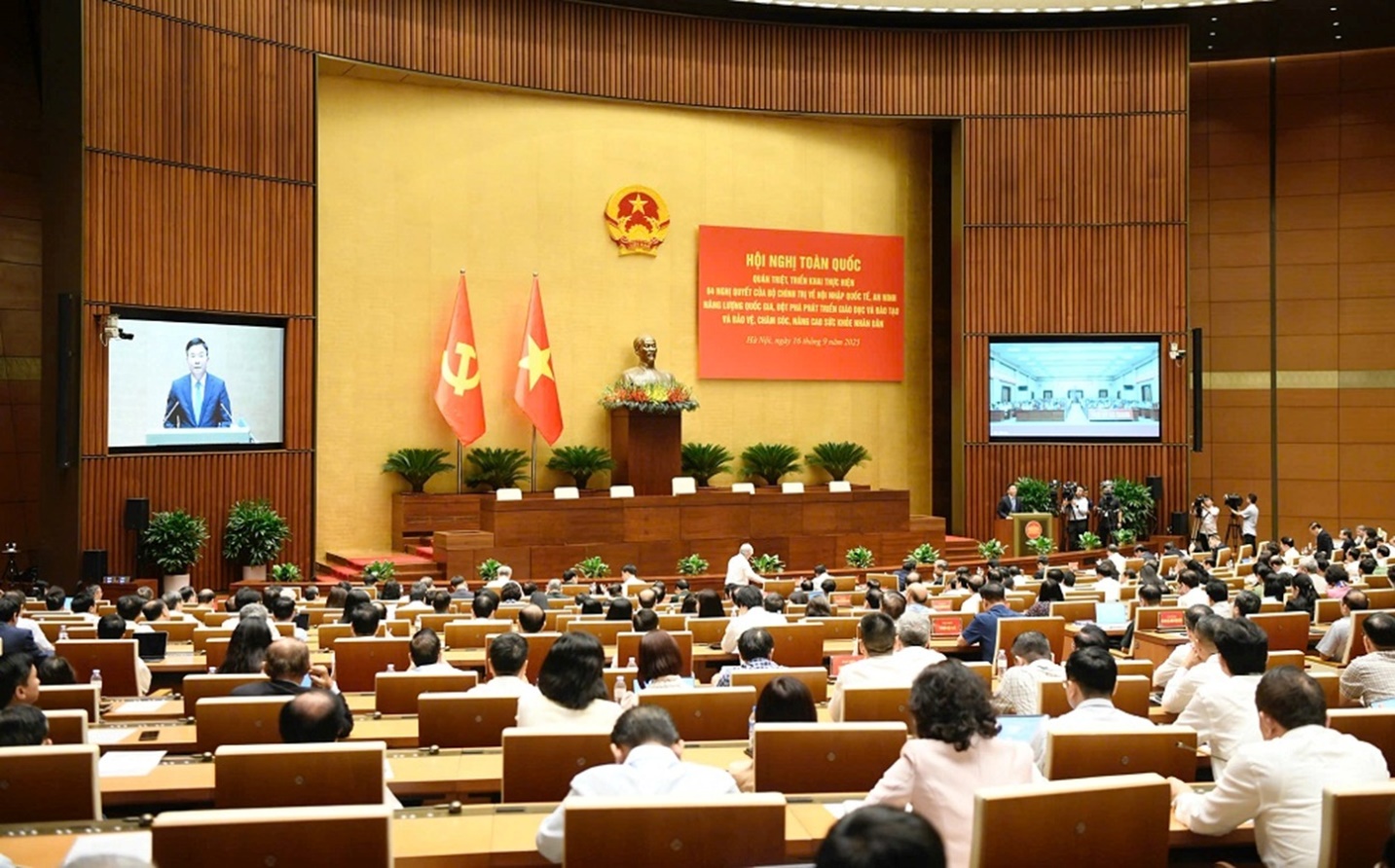 https://www.sav.gov.vn/noidung/tintuc/PublishingImages/900_20250916154009.jpg