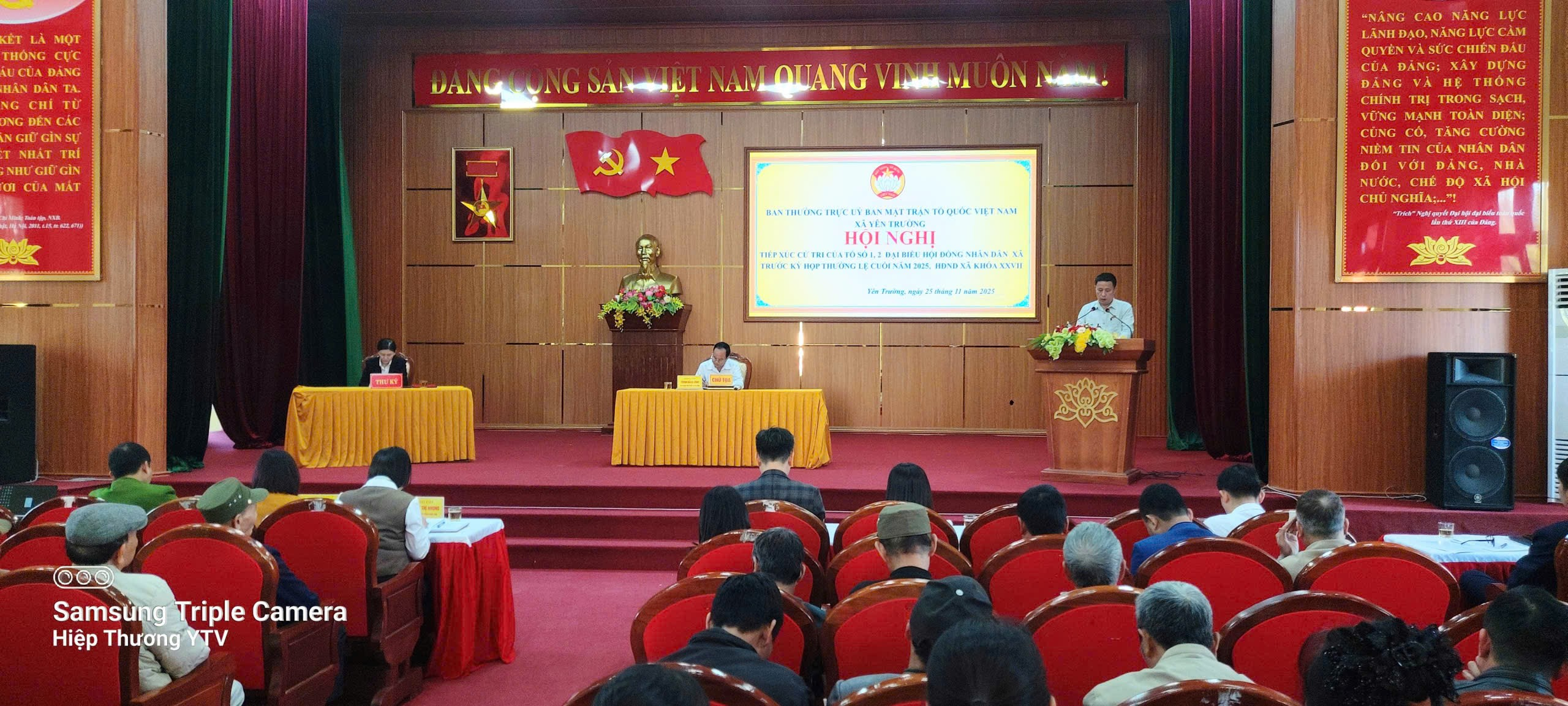 Tổ Đại biểu HĐND xã tổ số 1,2 và số 8,9, HĐND xã Yên Trường khóa XXVII, tiếp xúc với cử tri trước kỳ họp thường lệ cuối năm 2025.