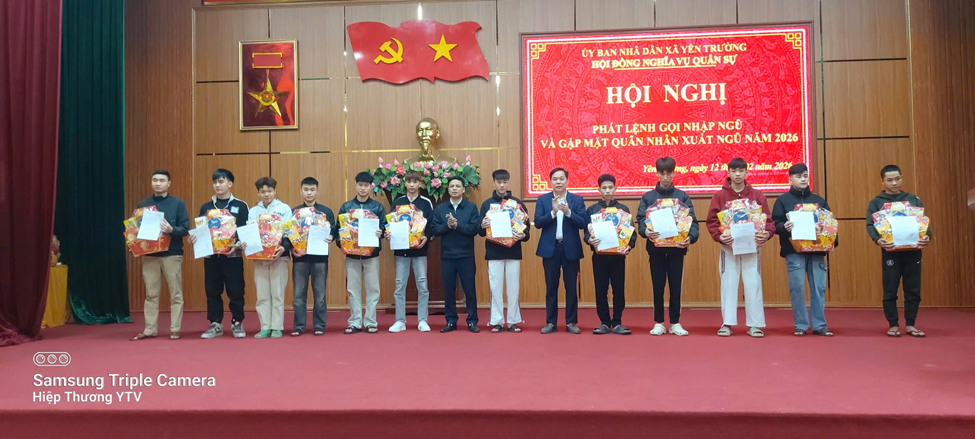 HĐ NVQS xã Yên Trường tổ chức Hội nghị phát lệnh gọi nhập ngũ và gặp mặt quân nhân xuất ngũ năm 2026.