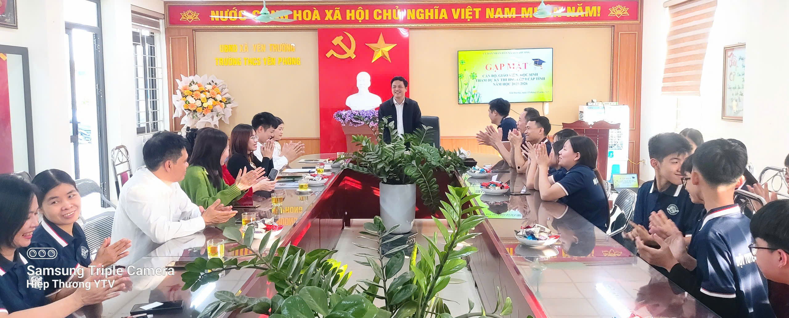 Anh-tin-bai