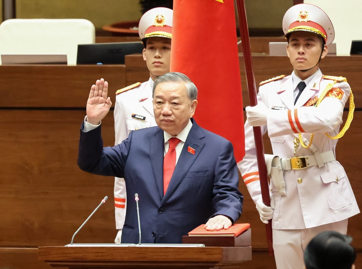 TỔNG BÍ THƯ, CHỦ TỊCH NƯỚC TÔ LÂM TUYÊN THỆ NHẬM CHỨC VÀ PHÁT BIỂU TRƯỚC QUỐC HỘI